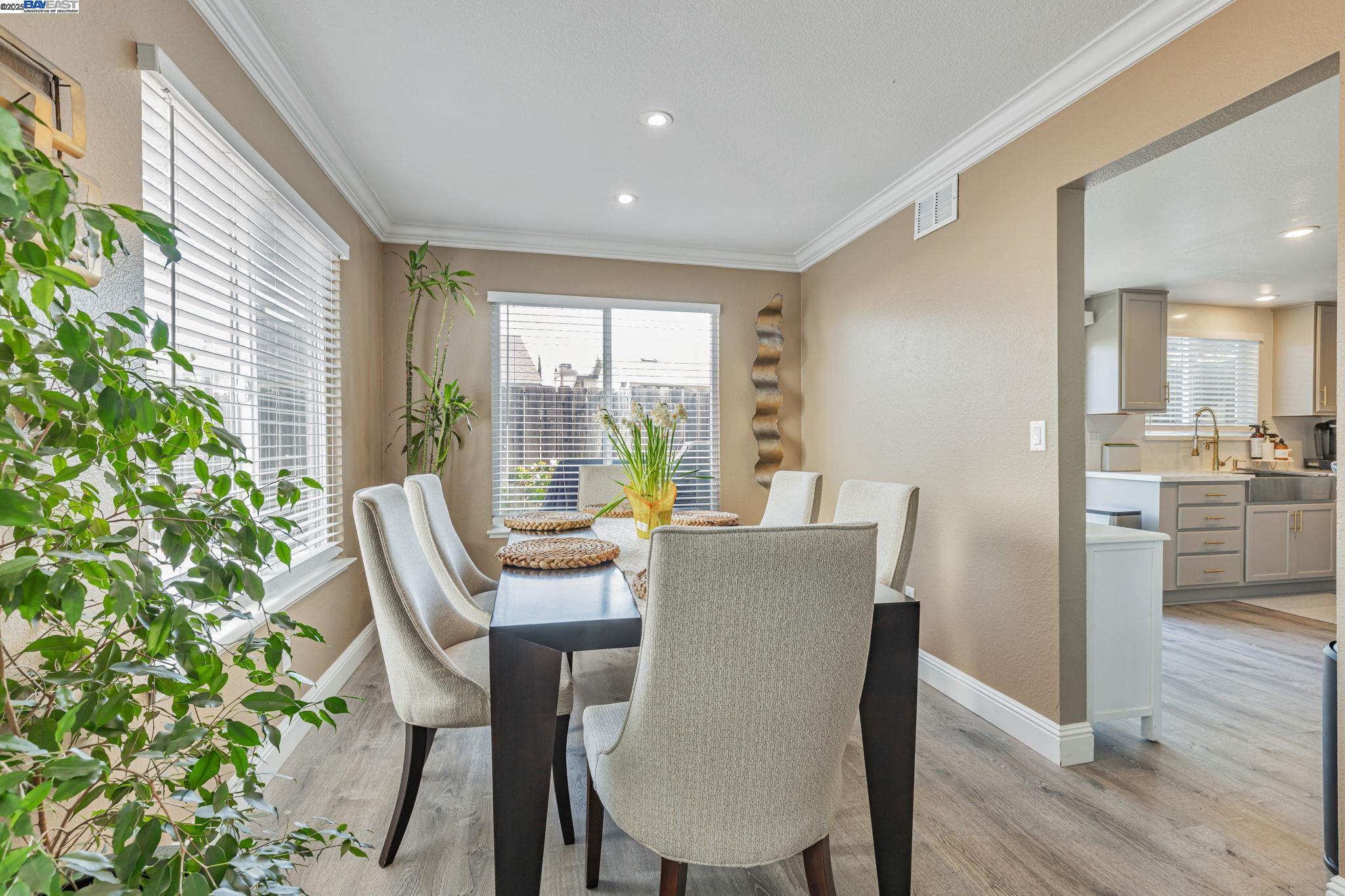 Detail Gallery Image 14 of 49 For 349 Waterview Pl, Bay Point,  CA 94565 - 3 Beds | 2/1 Baths