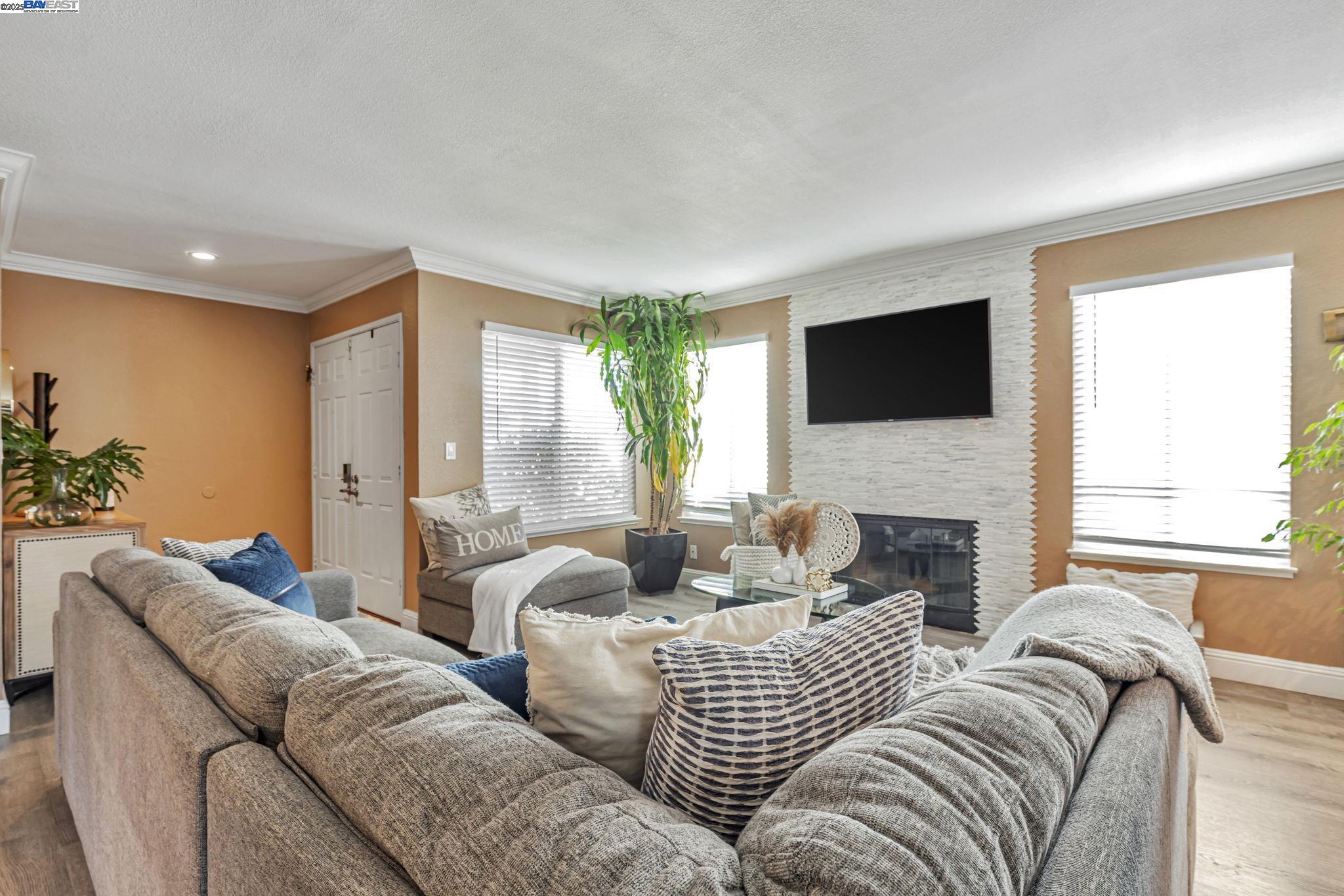Detail Gallery Image 8 of 49 For 349 Waterview Pl, Bay Point,  CA 94565 - 3 Beds | 2/1 Baths