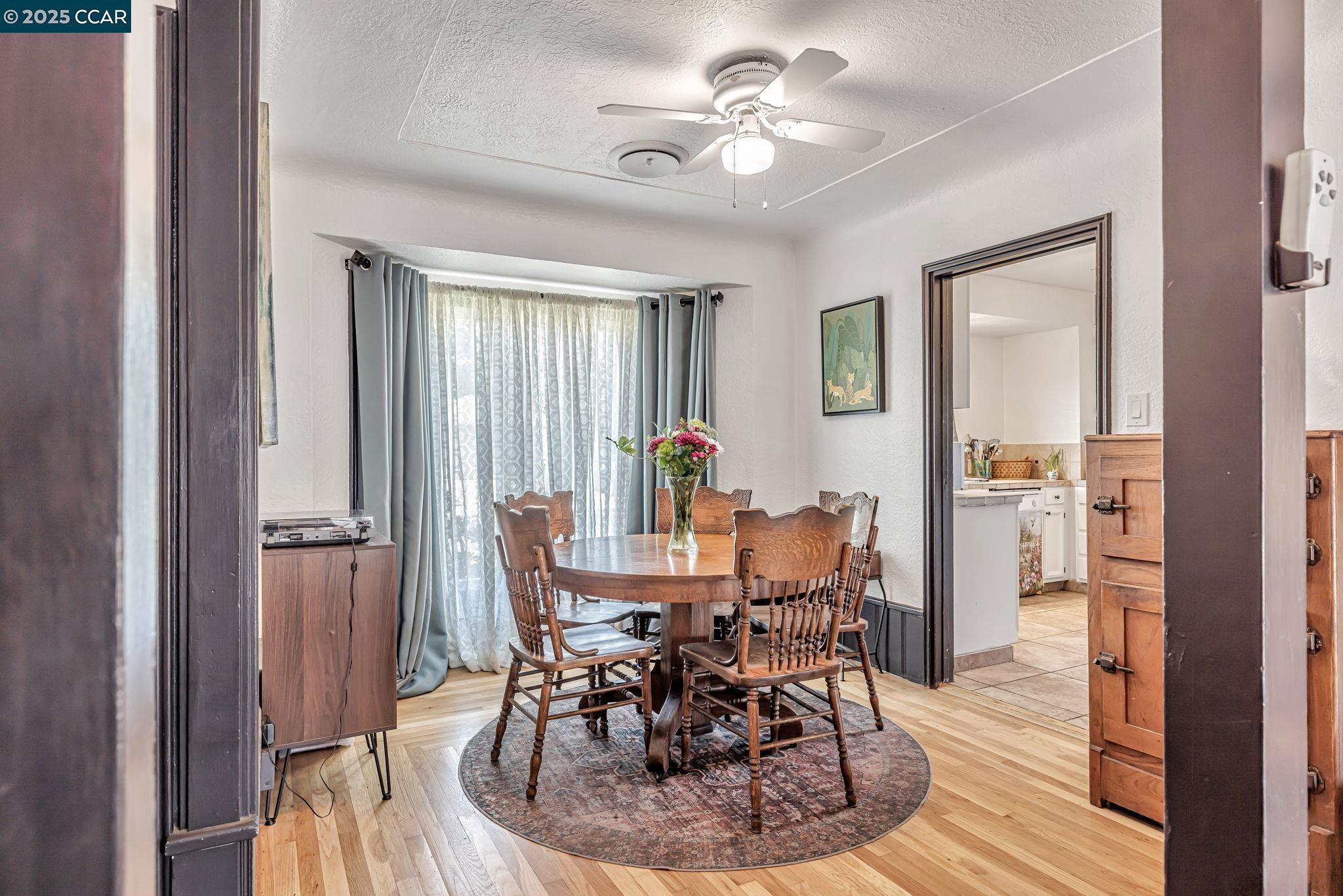 Detail Gallery Image 12 of 45 For 416 Wilson Ave, Modesto,  CA 95354 - 3 Beds | 3 Baths