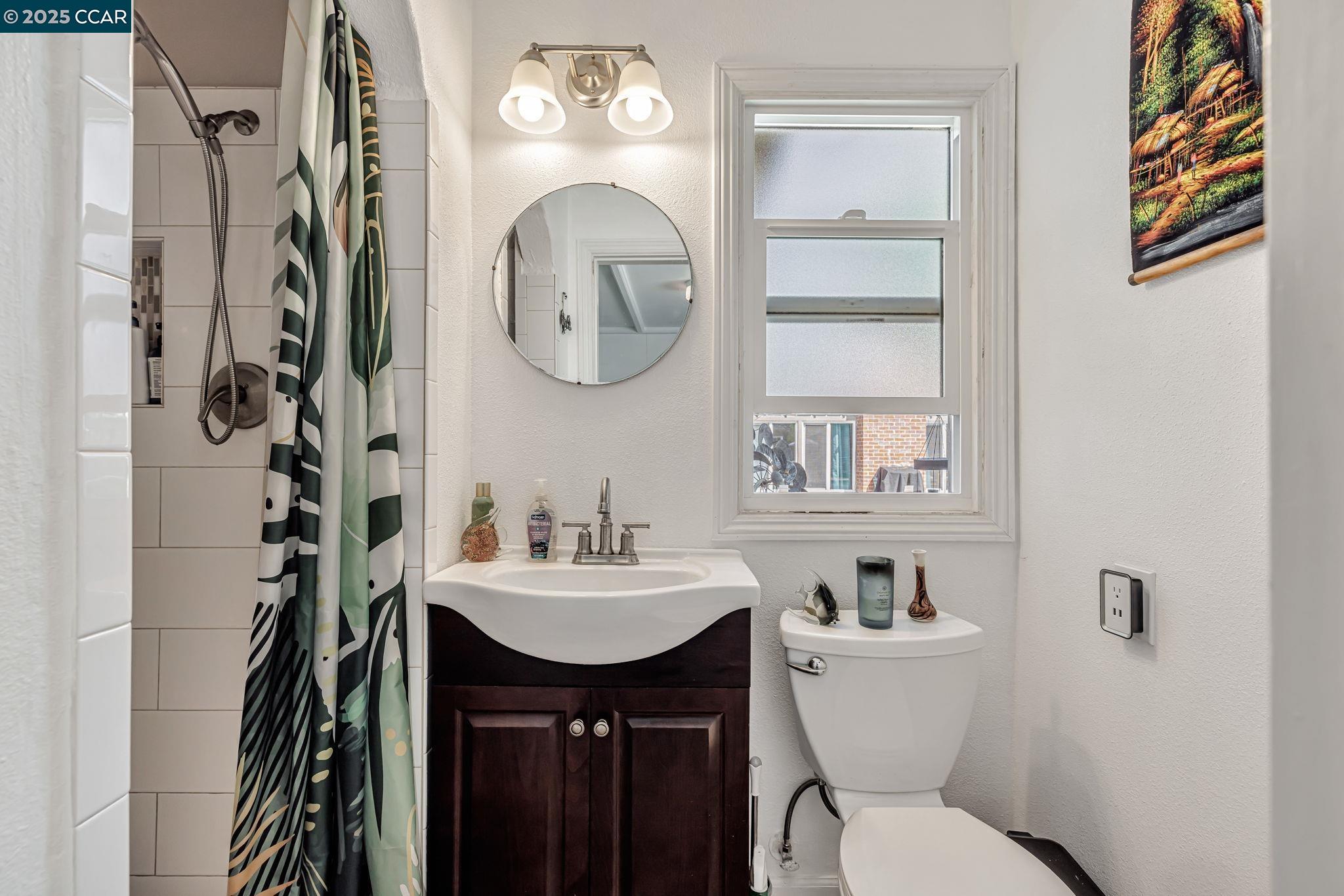 Detail Gallery Image 23 of 45 For 416 Wilson Ave, Modesto,  CA 95354 - 3 Beds | 3 Baths