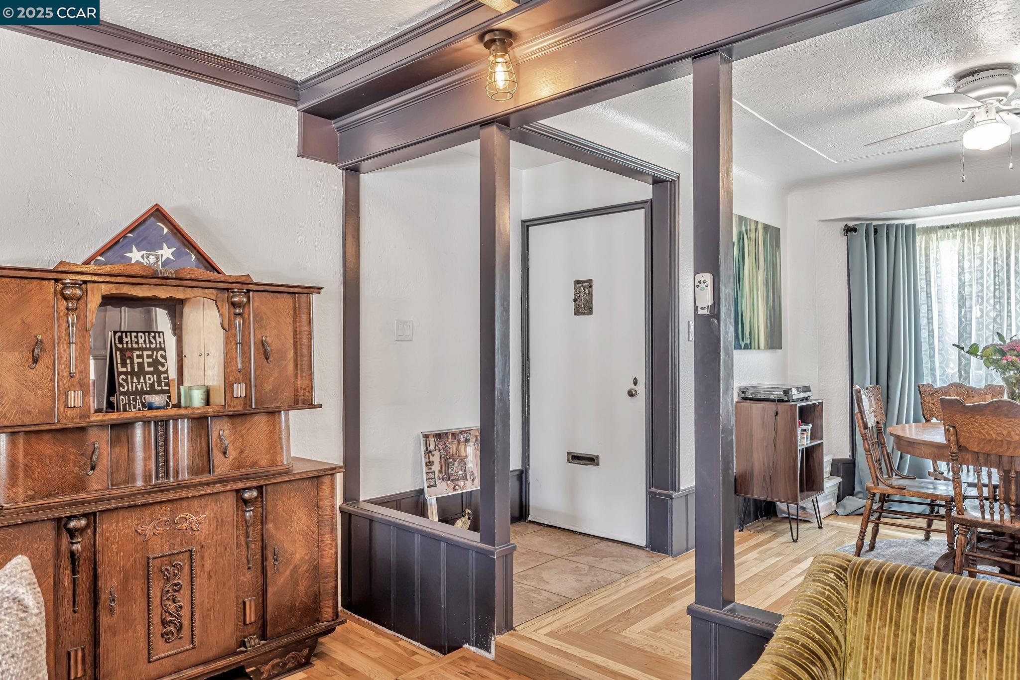 Detail Gallery Image 4 of 45 For 416 Wilson Ave, Modesto,  CA 95354 - 3 Beds | 3 Baths
