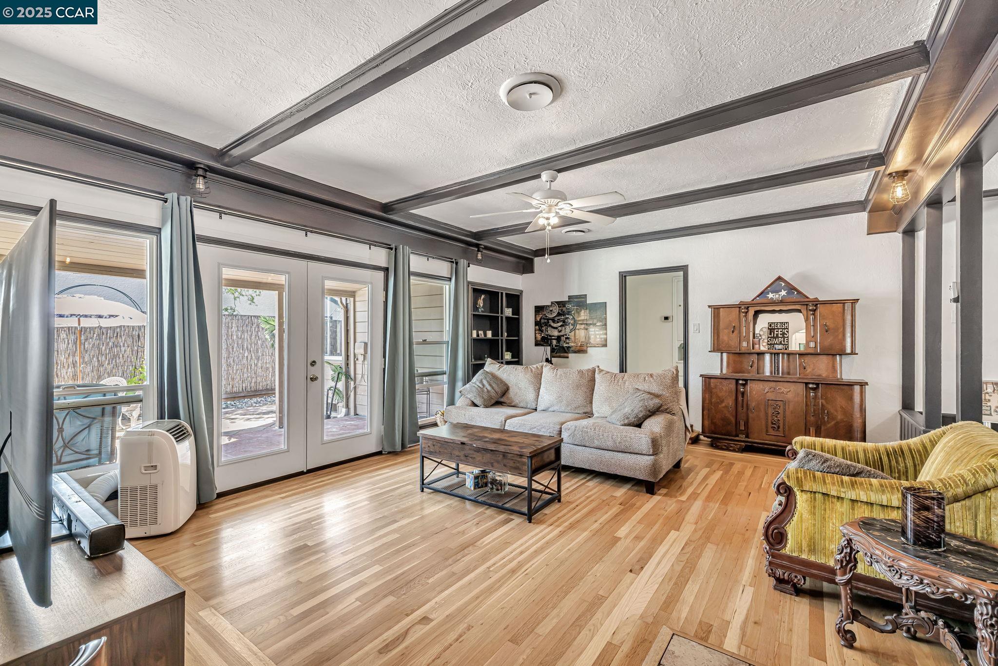 Detail Gallery Image 7 of 45 For 416 Wilson Ave, Modesto,  CA 95354 - 3 Beds | 3 Baths