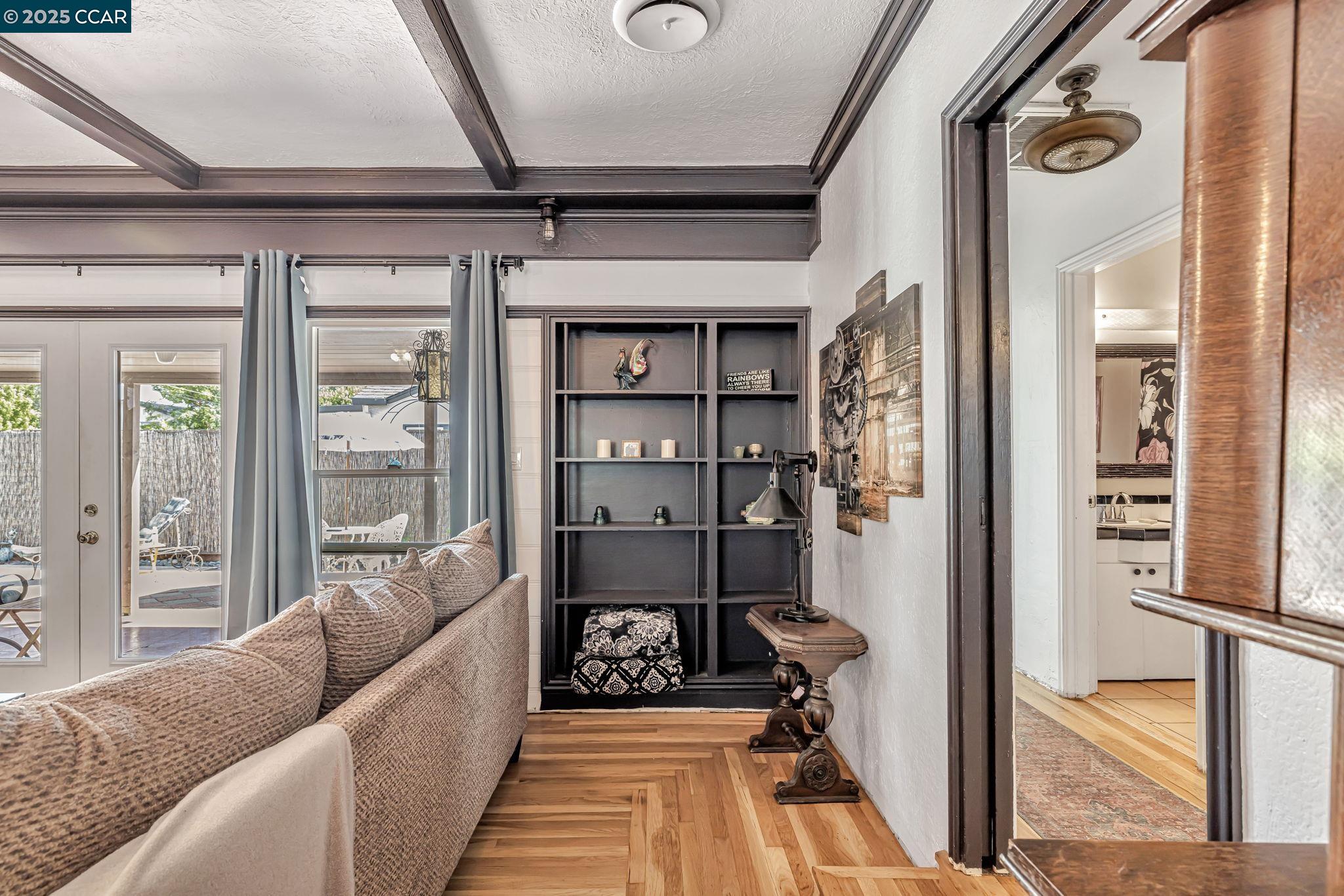 Detail Gallery Image 8 of 45 For 416 Wilson Ave, Modesto,  CA 95354 - 3 Beds | 3 Baths