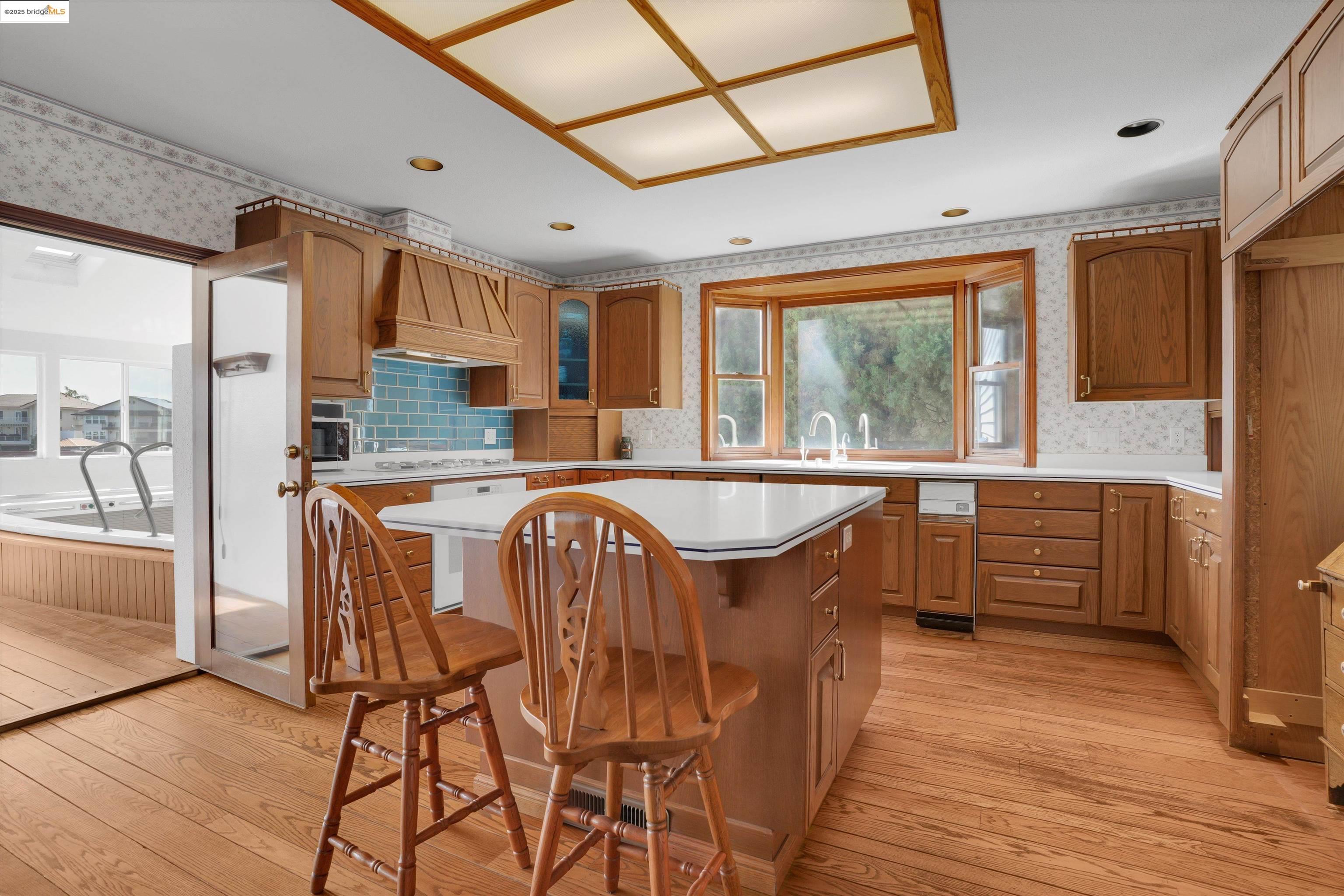Detail Gallery Image 17 of 52 For 5578 Starfish Pl, Discovery Bay,  CA 94505 - 3 Beds | 3/1 Baths