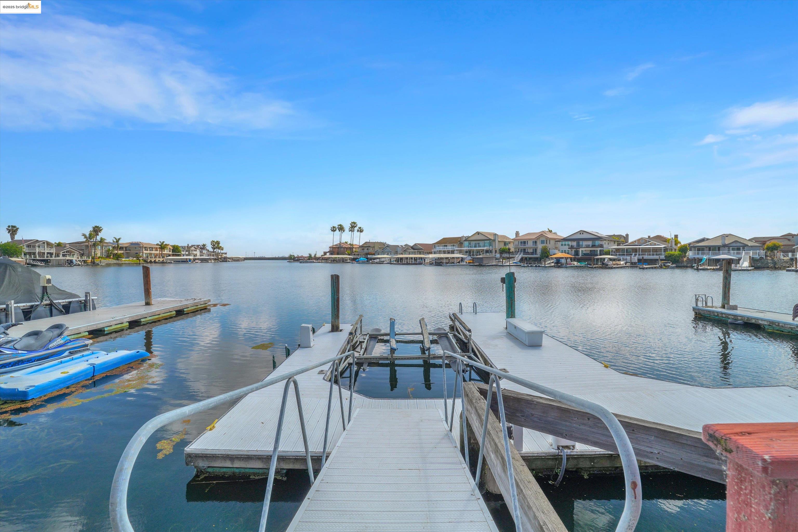 Detail Gallery Image 3 of 52 For 5578 Starfish Pl, Discovery Bay,  CA 94505 - 3 Beds | 3/1 Baths