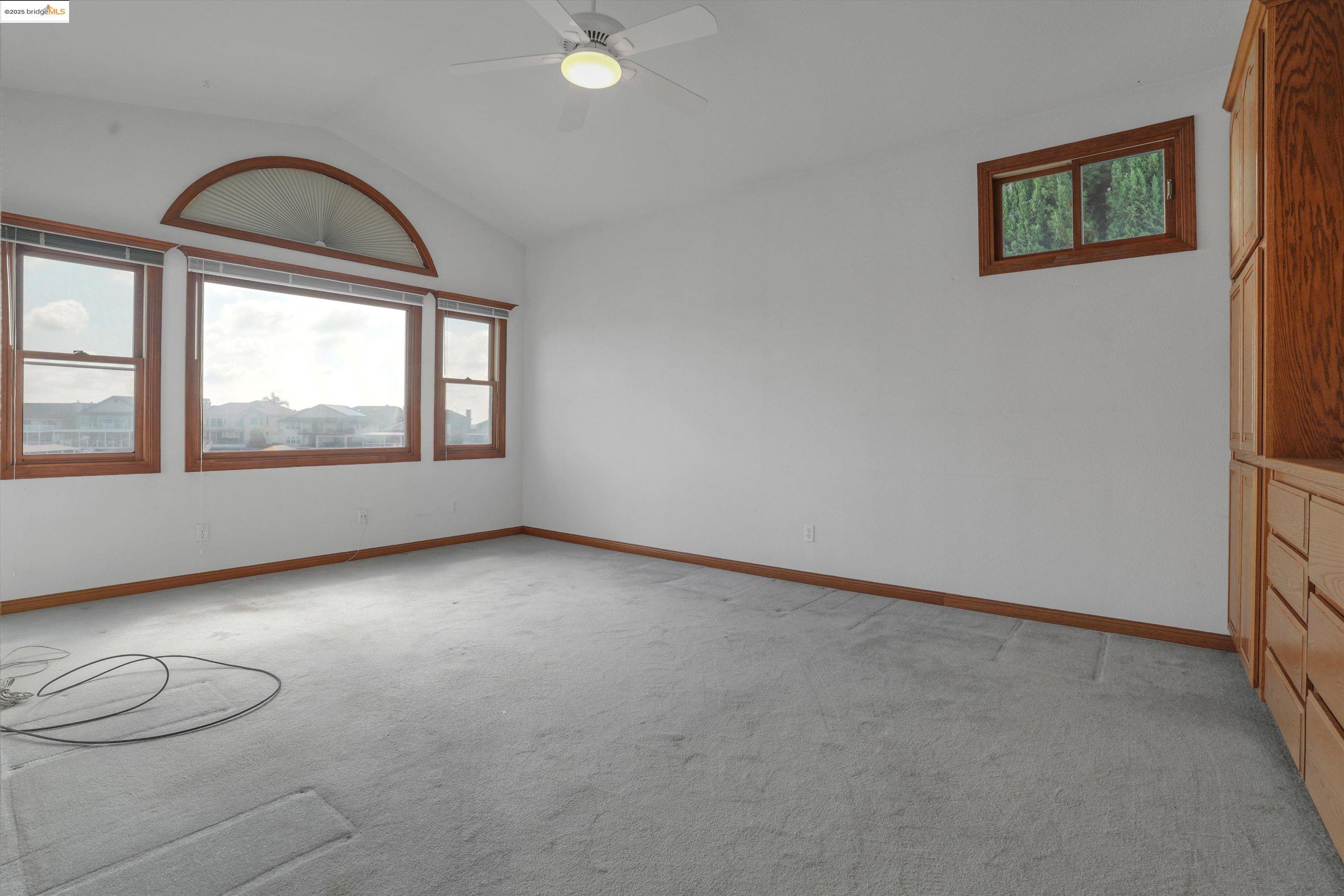 Detail Gallery Image 29 of 52 For 5578 Starfish Pl, Discovery Bay,  CA 94505 - 3 Beds | 3/1 Baths