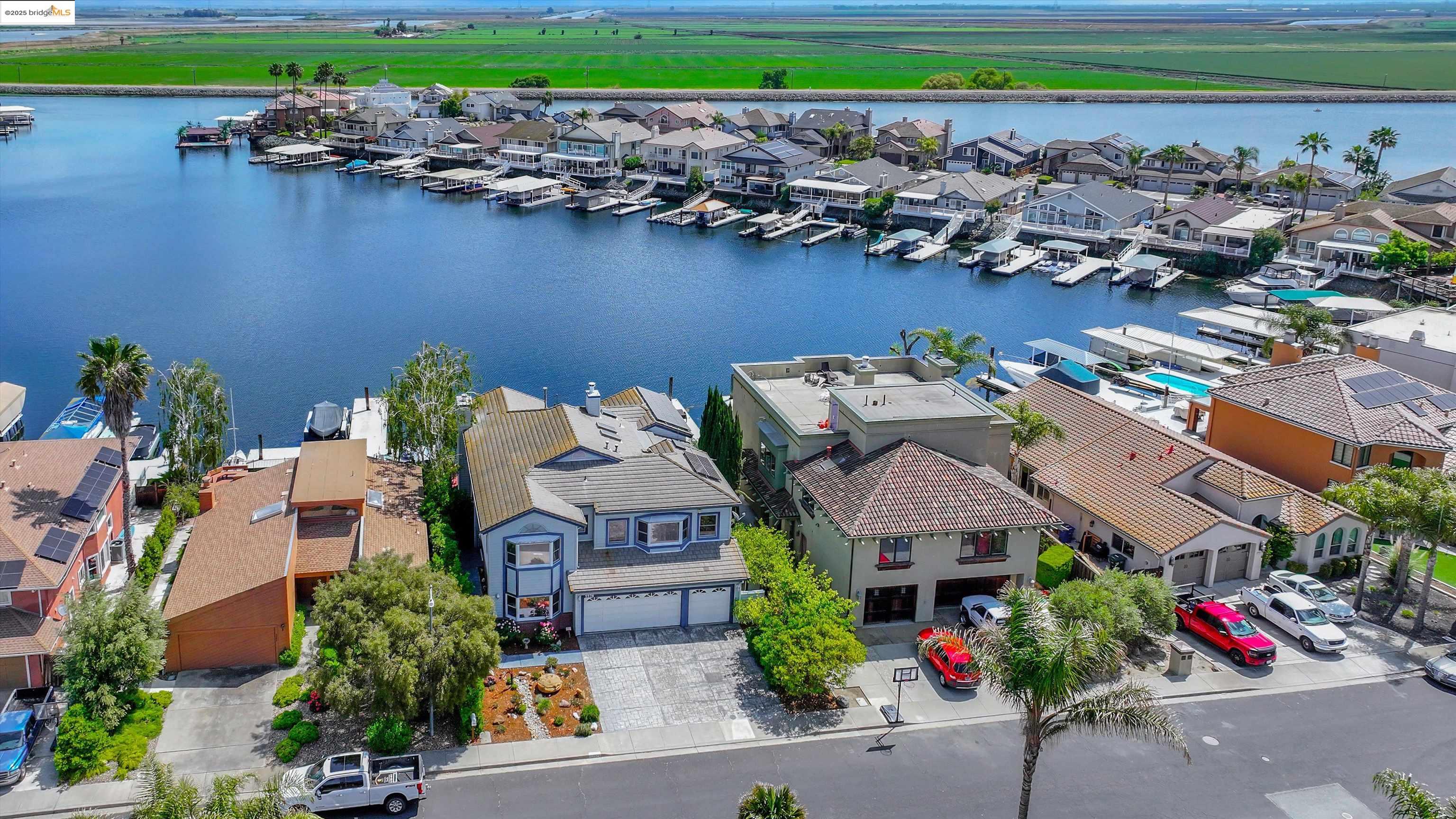 Detail Gallery Image 42 of 52 For 5578 Starfish Pl, Discovery Bay,  CA 94505 - 3 Beds | 3/1 Baths
