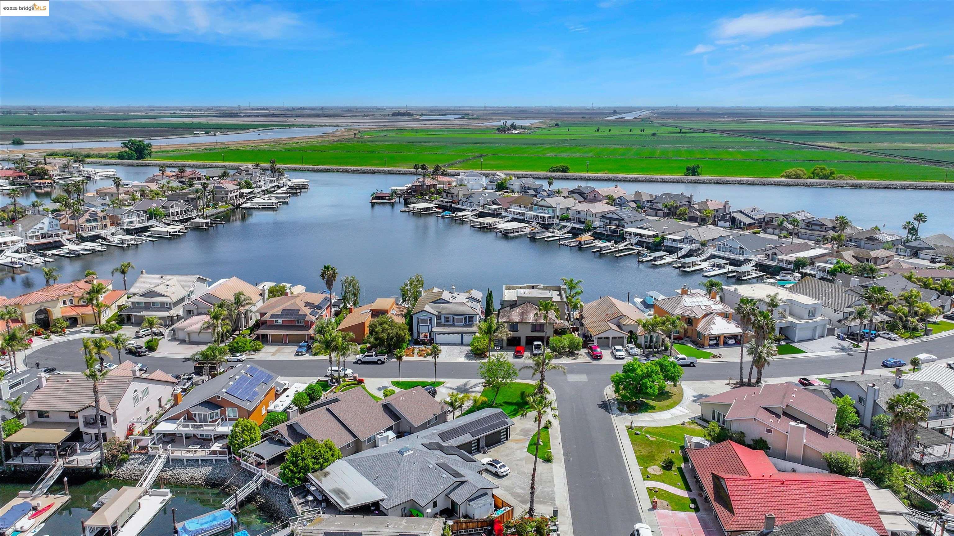 Detail Gallery Image 47 of 52 For 5578 Starfish Pl, Discovery Bay,  CA 94505 - 3 Beds | 3/1 Baths