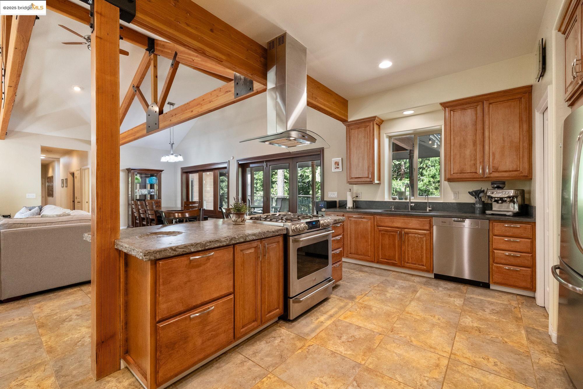 Detail Gallery Image 9 of 57 For 3366 Ponderosa Lot #8, Arnold,  CA 95223 - 3 Beds | 3 Baths