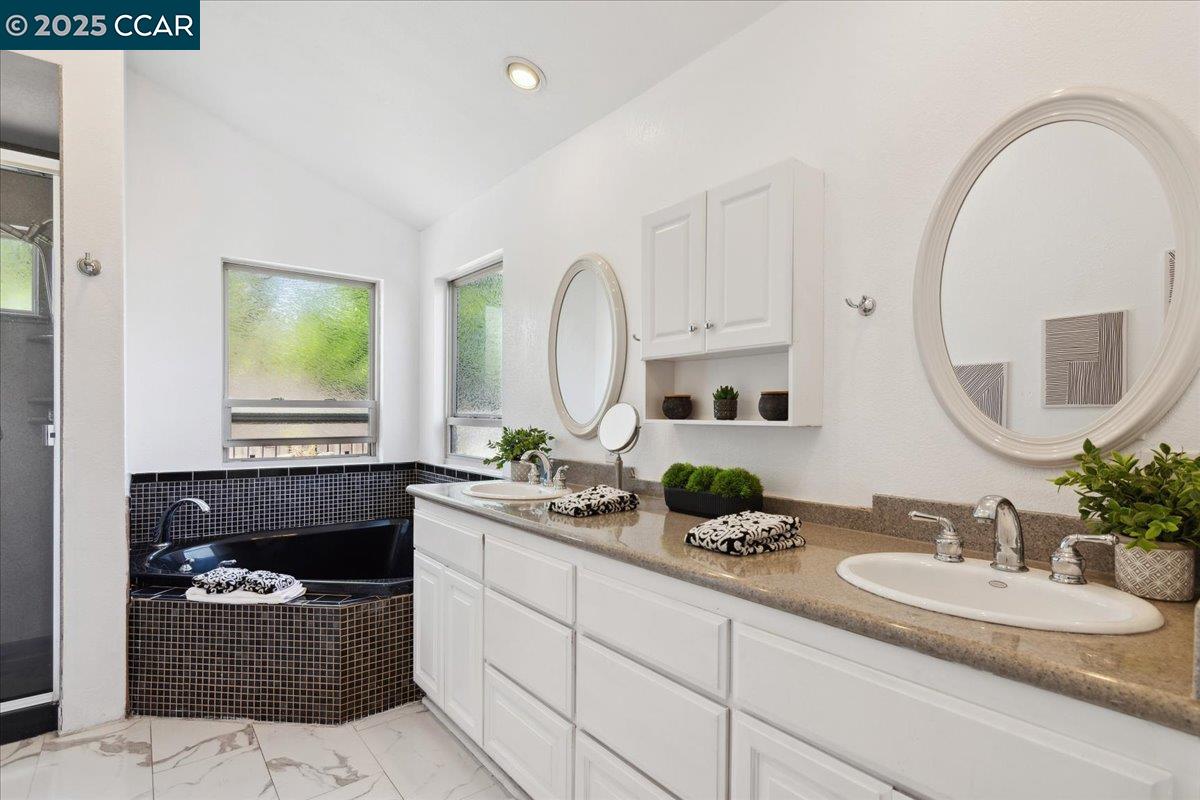 Detail Gallery Image 18 of 41 For 220 Longview Ct, Antioch,  CA 94509 - 3 Beds | 2 Baths