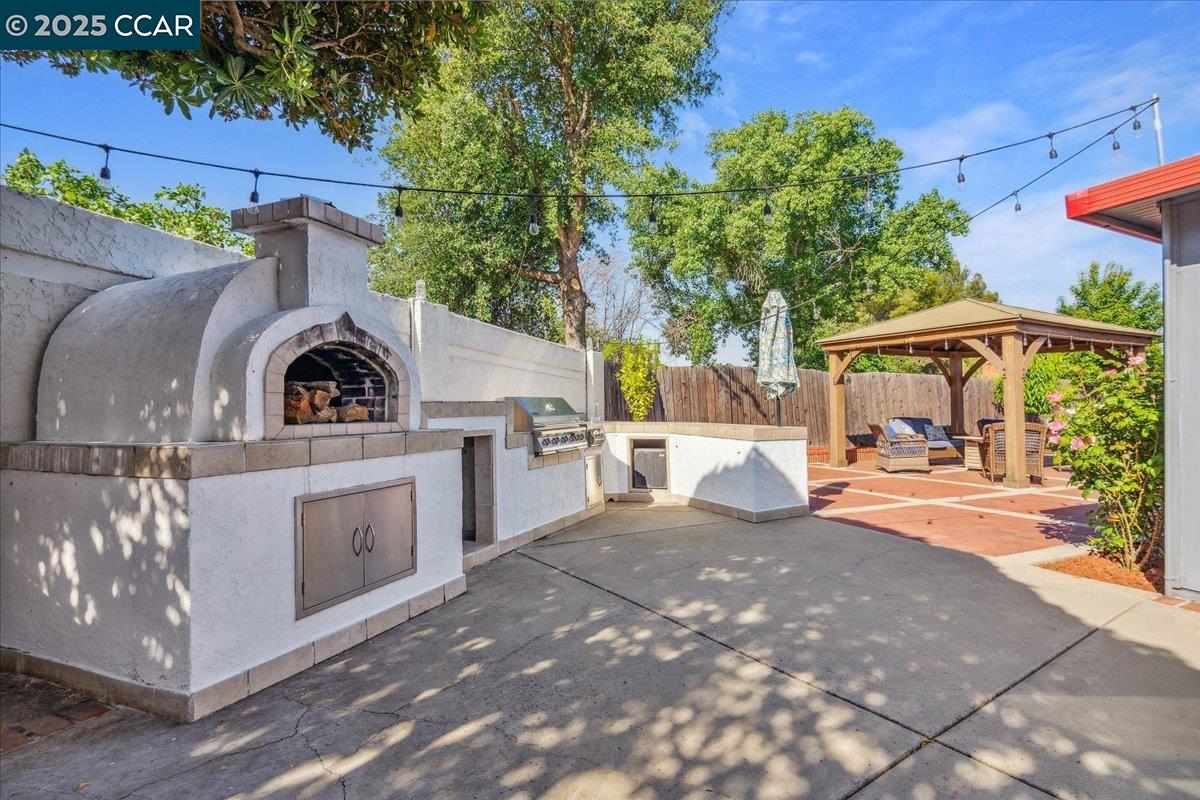 Detail Gallery Image 26 of 41 For 220 Longview Ct, Antioch,  CA 94509 - 3 Beds | 2 Baths