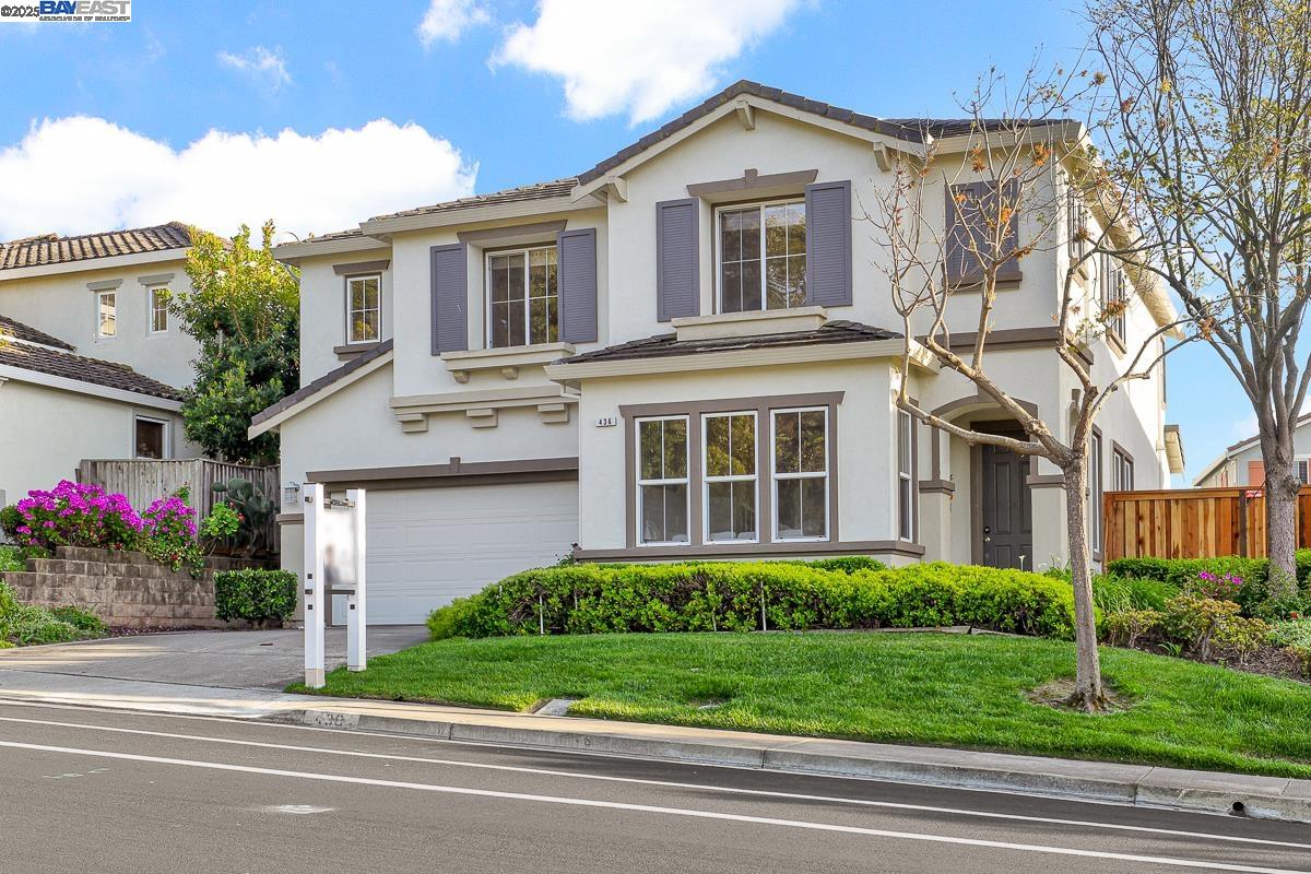 Detail Gallery Image 2 of 60 For 436 Wood Glen Dr, Richmond,  CA 94806 - 5 Beds | 4 Baths