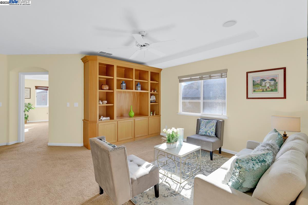 Detail Gallery Image 29 of 60 For 436 Wood Glen Dr, Richmond,  CA 94806 - 5 Beds | 4 Baths