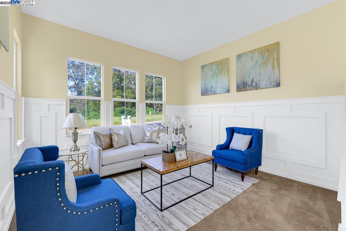Detail Gallery Image 4 of 60 For 436 Wood Glen Dr, Richmond,  CA 94806 - 5 Beds | 4 Baths