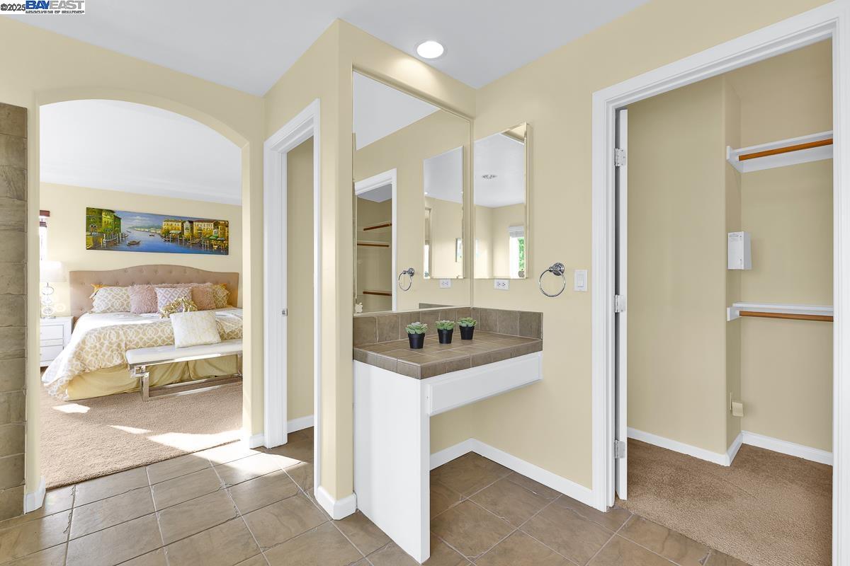 Detail Gallery Image 45 of 60 For 436 Wood Glen Dr, Richmond,  CA 94806 - 5 Beds | 4 Baths