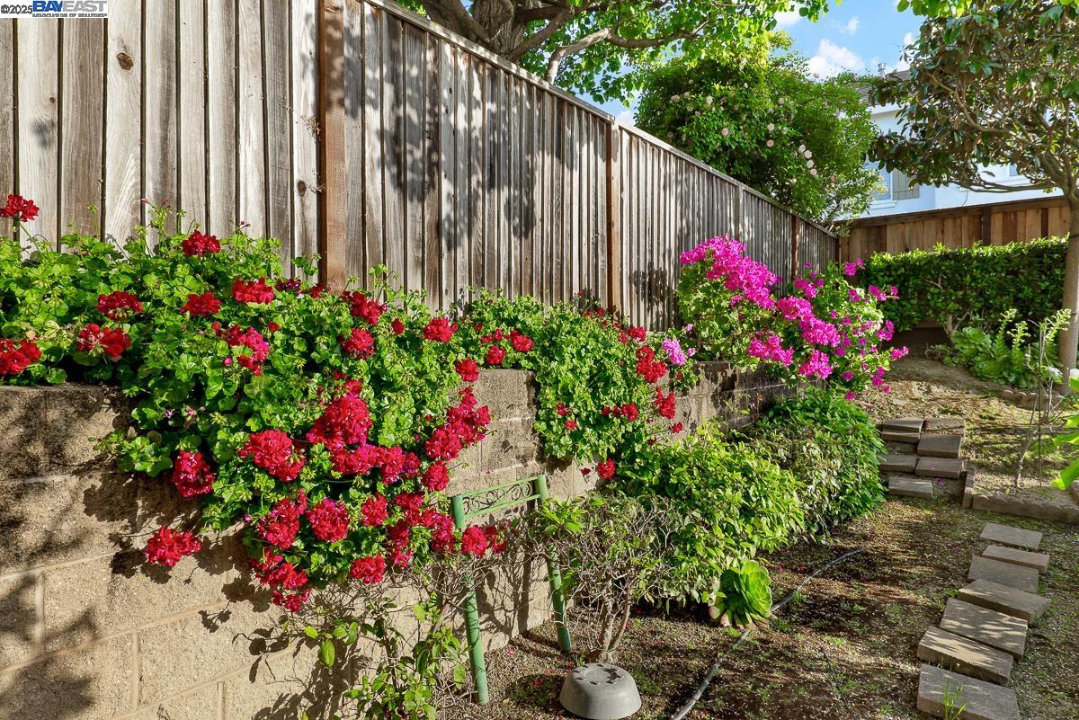 Detail Gallery Image 51 of 60 For 436 Wood Glen Dr, Richmond,  CA 94806 - 5 Beds | 4 Baths