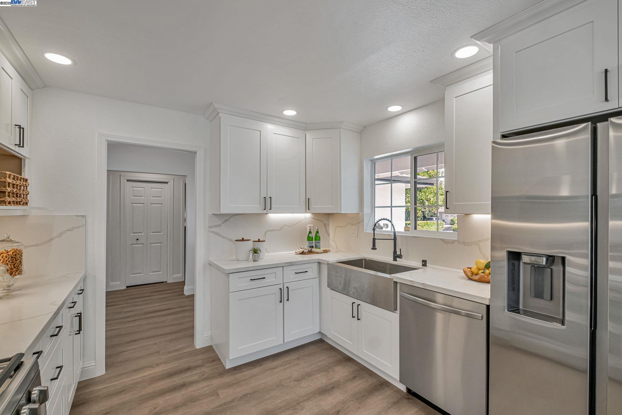 Detail Gallery Image 12 of 30 For 42473 Paseo Padre Pkwy, Fremont,  CA 94539 - 4 Beds | 2 Baths