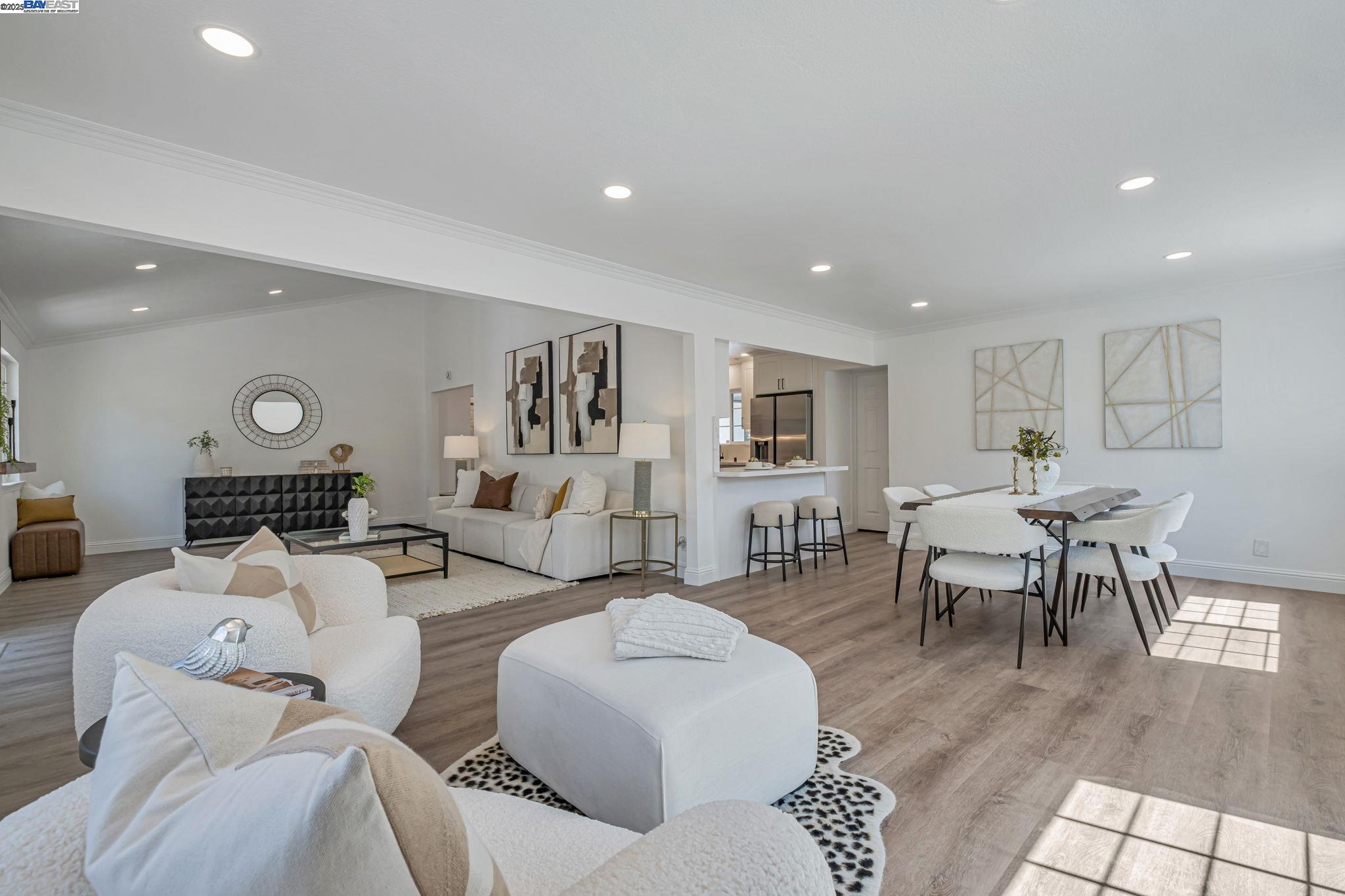 Detail Gallery Image 3 of 30 For 42473 Paseo Padre Pkwy, Fremont,  CA 94539 - 4 Beds | 2 Baths