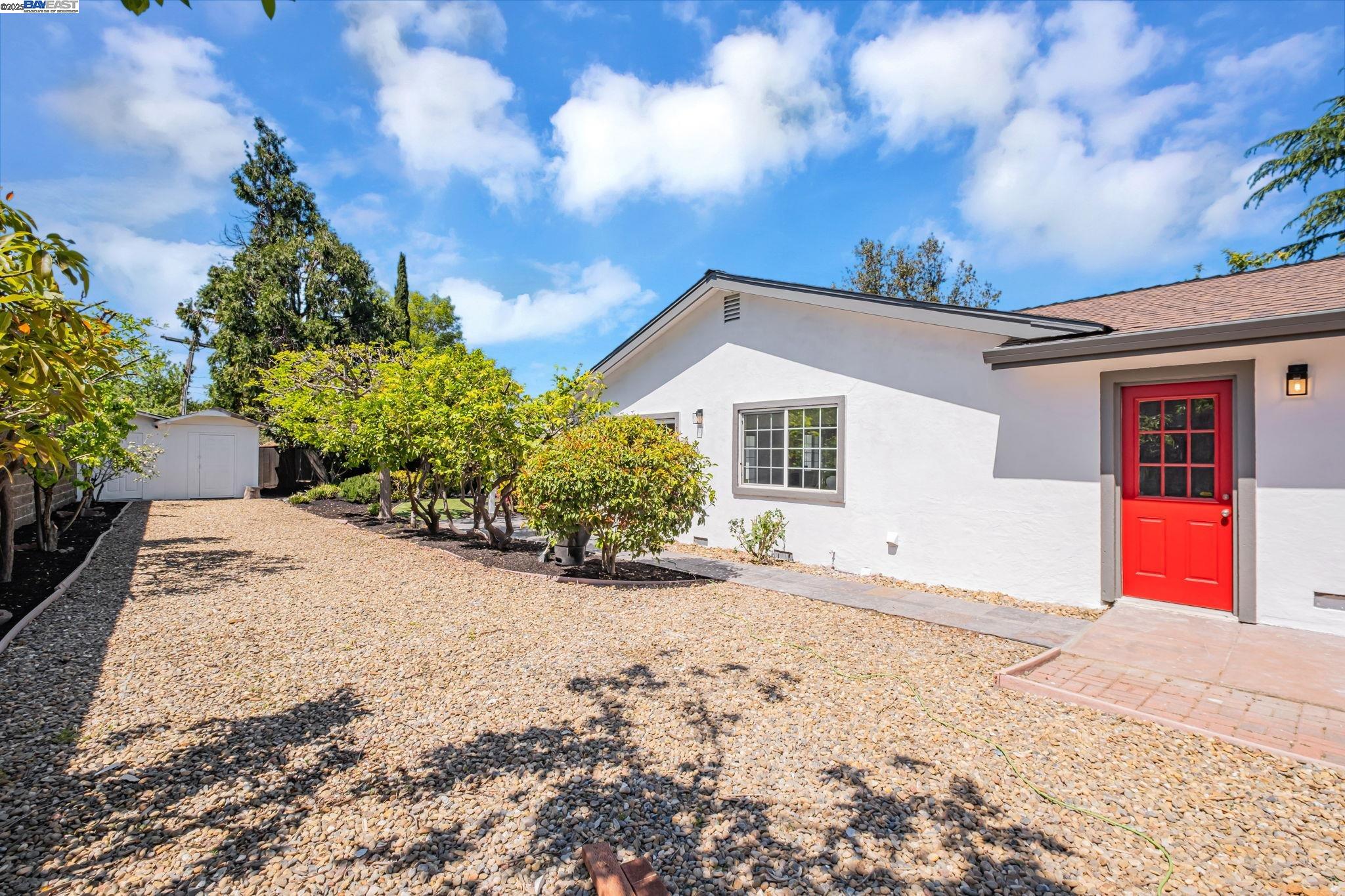 Detail Gallery Image 25 of 30 For 42473 Paseo Padre Pkwy, Fremont,  CA 94539 - 4 Beds | 2 Baths
