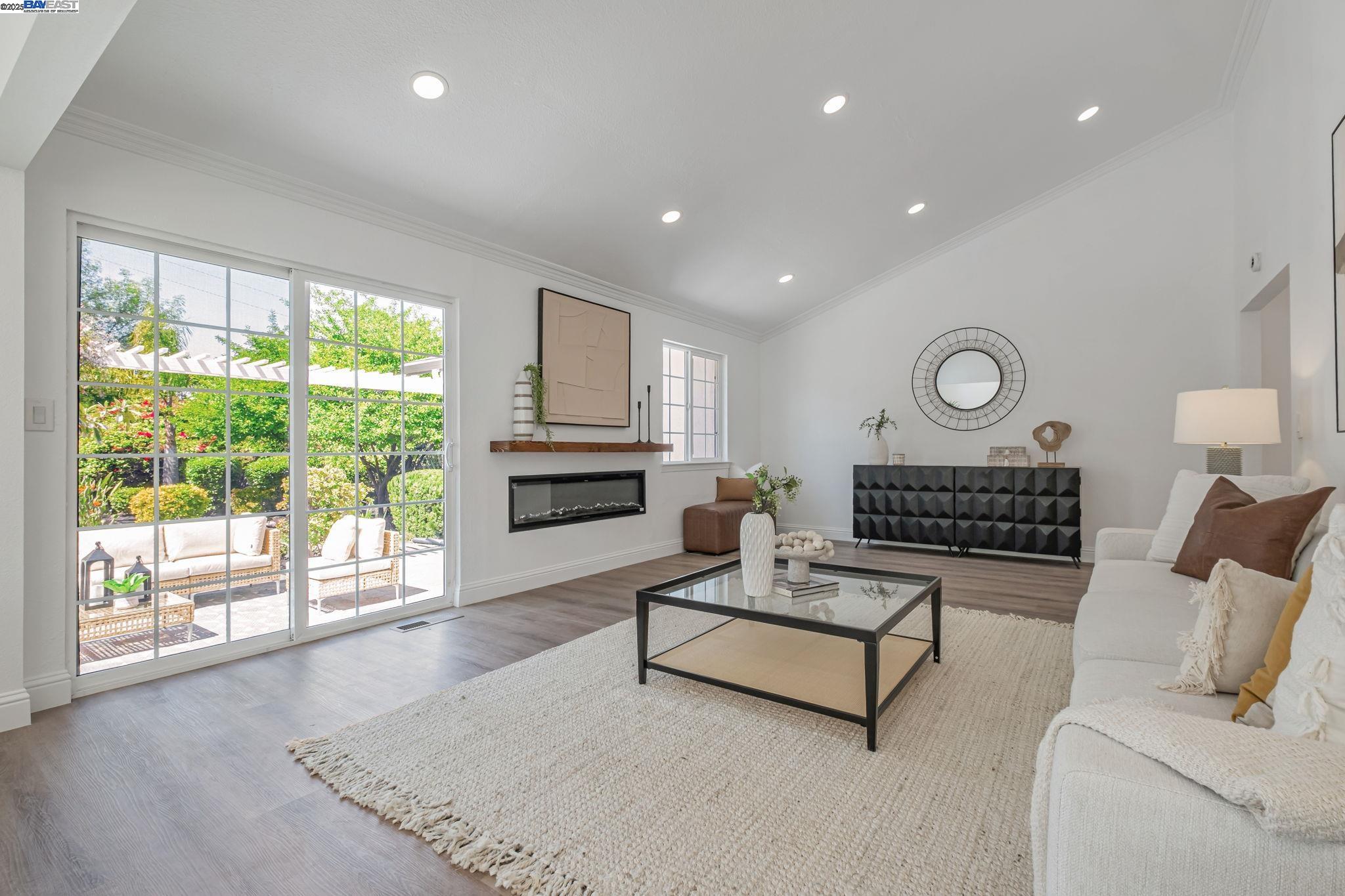 Detail Gallery Image 5 of 30 For 42473 Paseo Padre Pkwy, Fremont,  CA 94539 - 4 Beds | 2 Baths