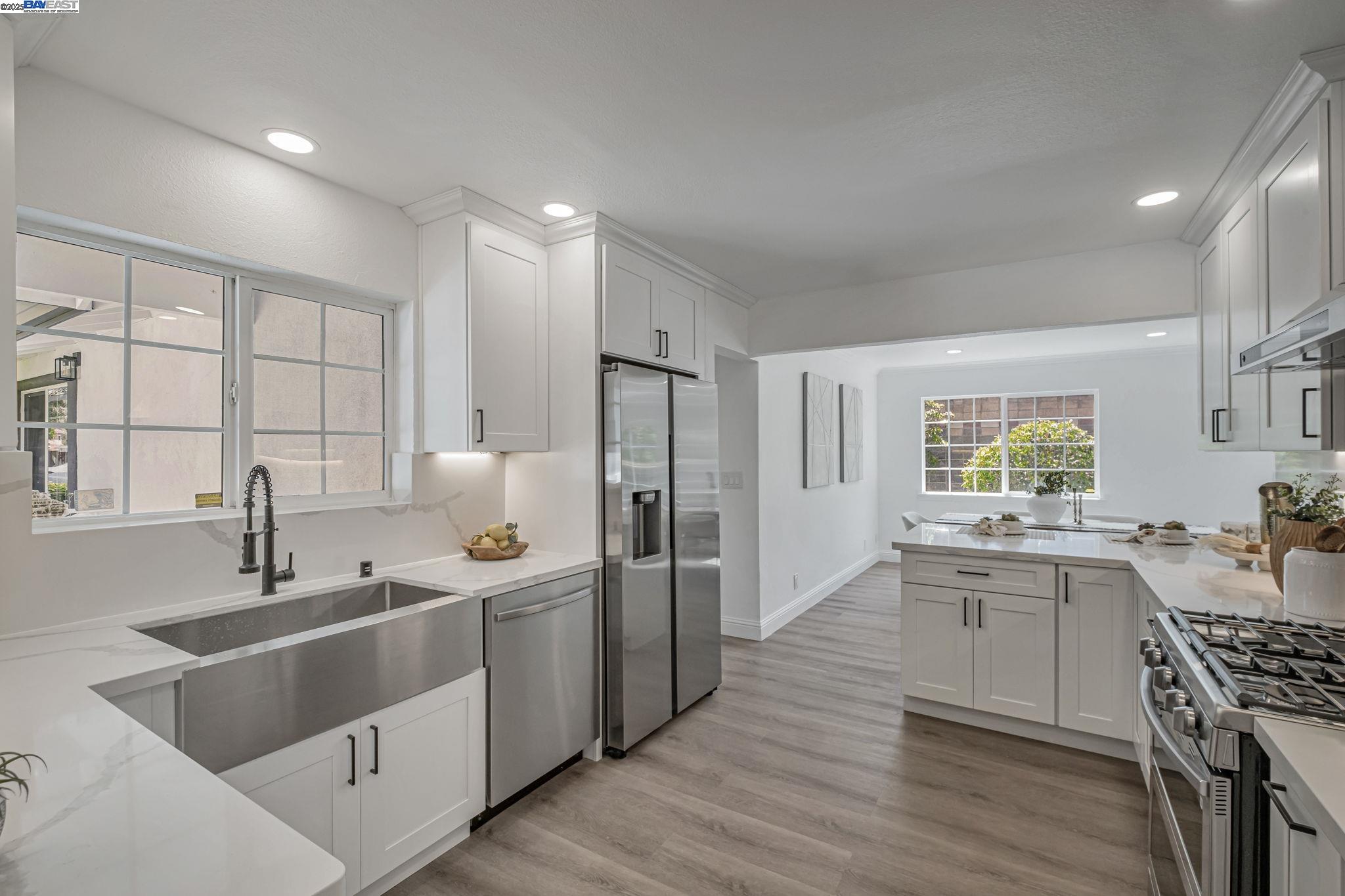 Detail Gallery Image 8 of 30 For 42473 Paseo Padre Pkwy, Fremont,  CA 94539 - 4 Beds | 2 Baths