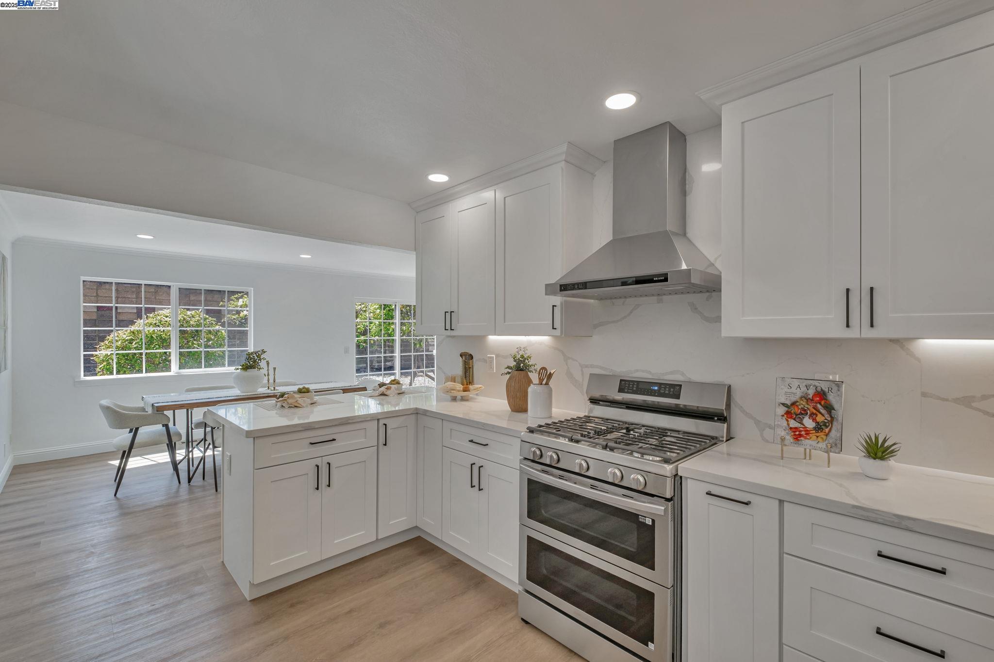 Detail Gallery Image 9 of 30 For 42473 Paseo Padre Pkwy, Fremont,  CA 94539 - 4 Beds | 2 Baths
