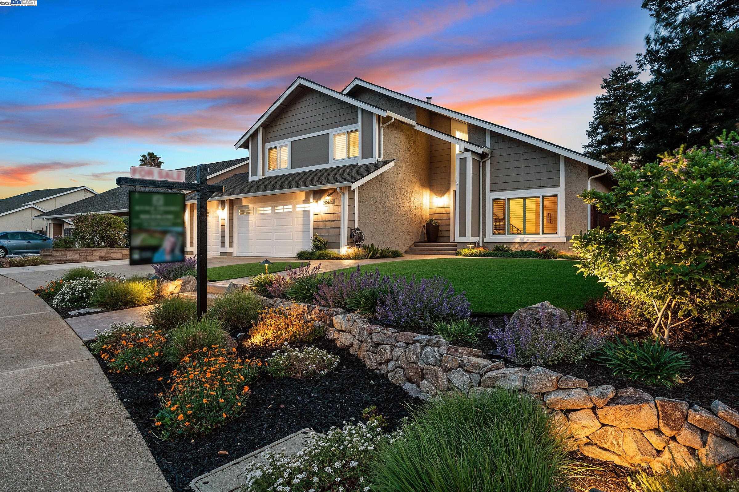 Detail Gallery Image 14 of 58 For 2843 Bluebell Cir, Antioch,  CA 94531 - 4 Beds | 2/1 Baths