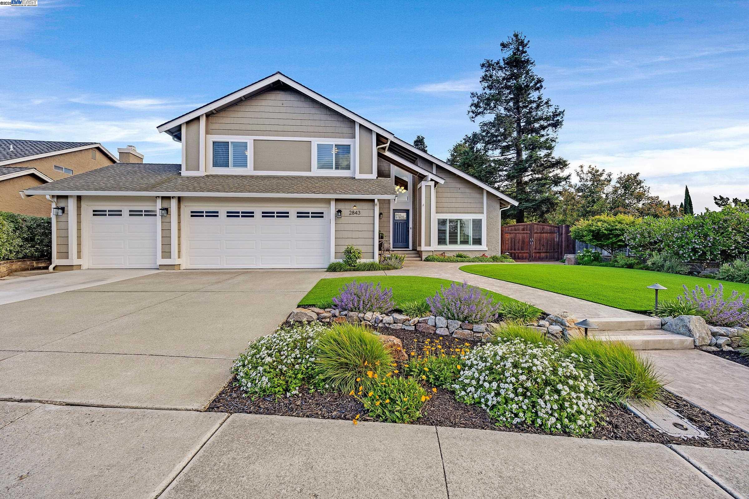 Detail Gallery Image 16 of 58 For 2843 Bluebell Cir, Antioch,  CA 94531 - 4 Beds | 2/1 Baths