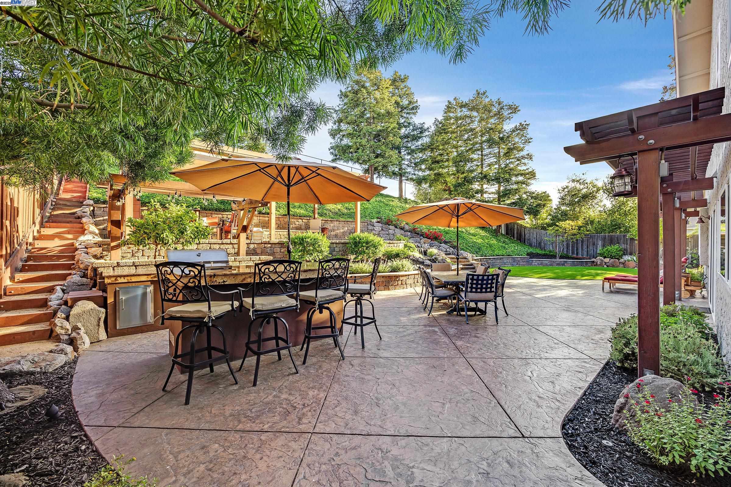 Detail Gallery Image 23 of 58 For 2843 Bluebell Cir, Antioch,  CA 94531 - 4 Beds | 2/1 Baths