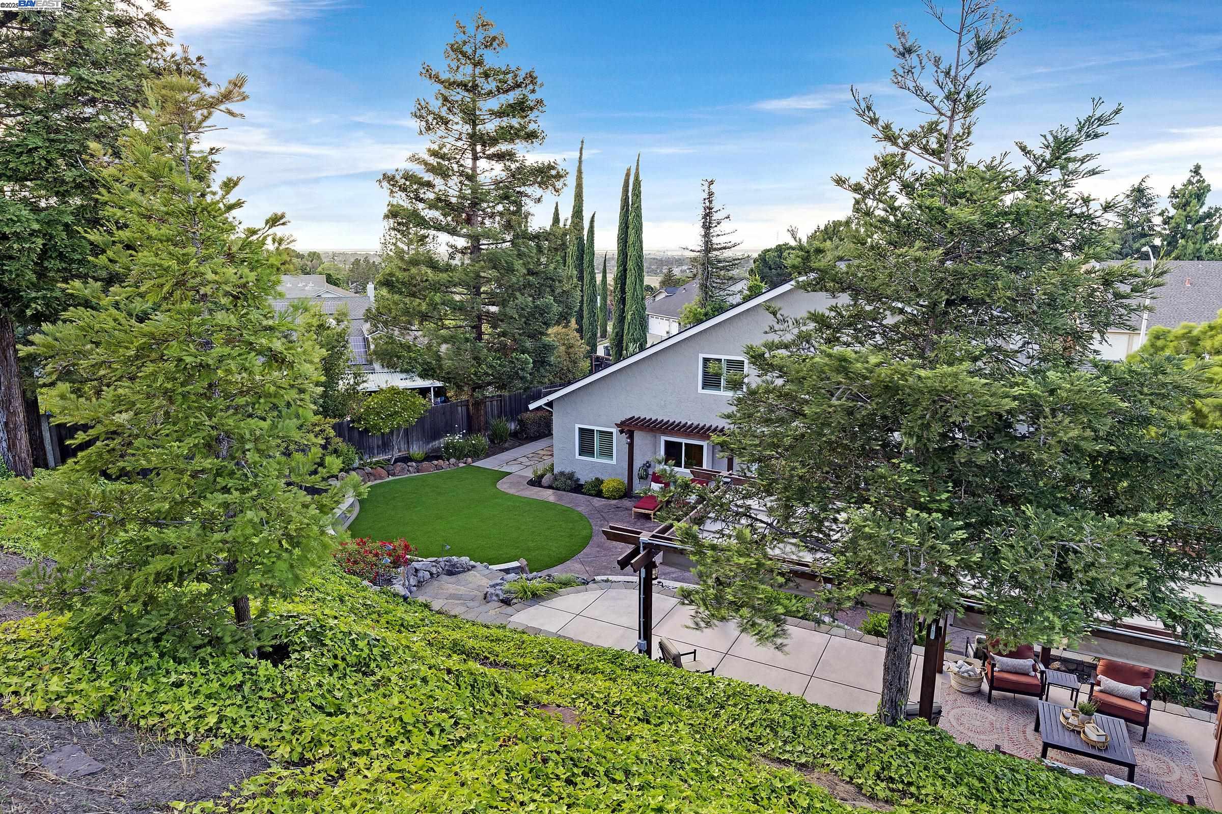 Detail Gallery Image 29 of 58 For 2843 Bluebell Cir, Antioch,  CA 94531 - 4 Beds | 2/1 Baths