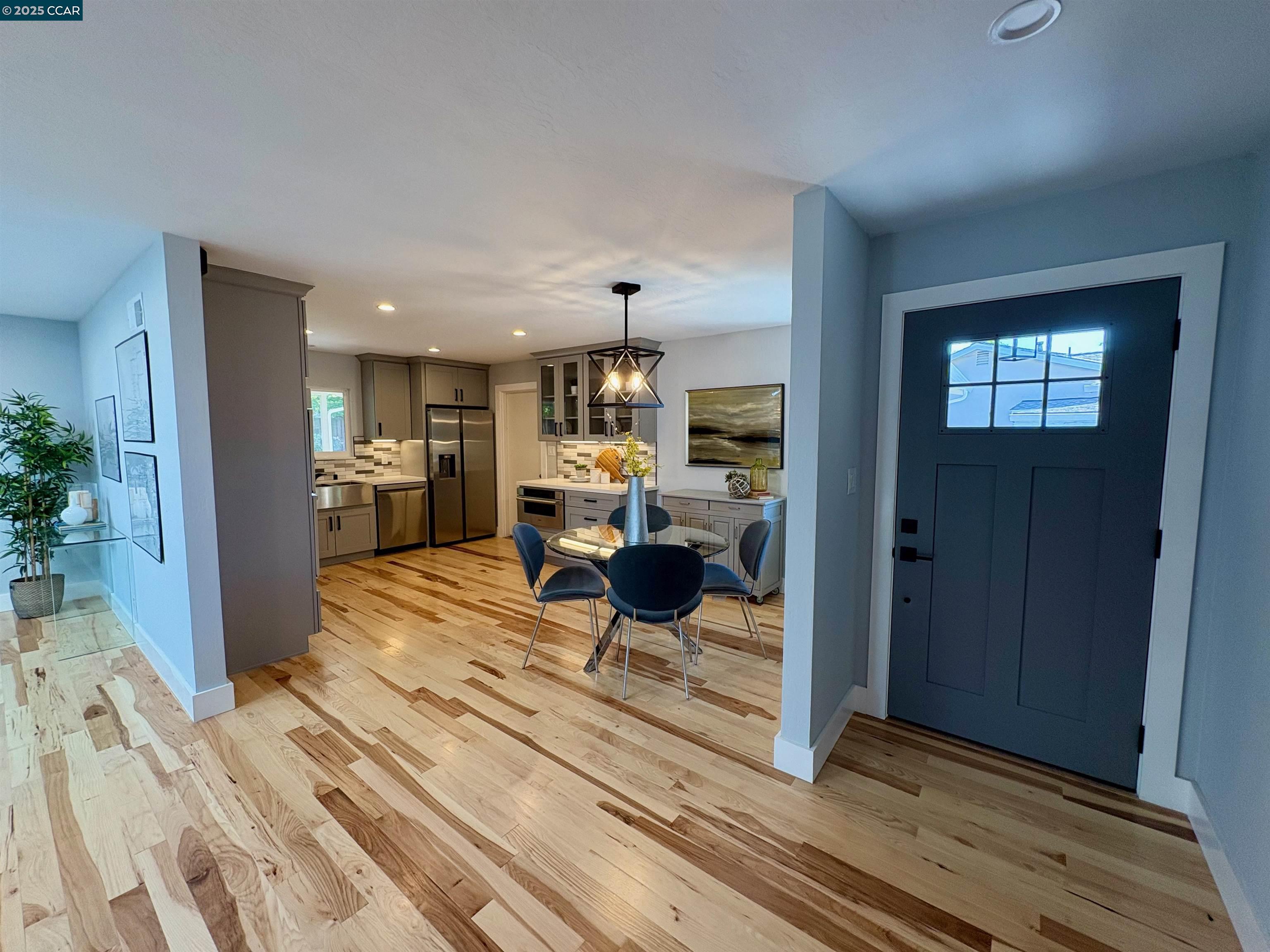 Detail Gallery Image 2 of 19 For 1472 Fairhaven Ct, San Jose,  CA 95118 - 3 Beds | 2 Baths