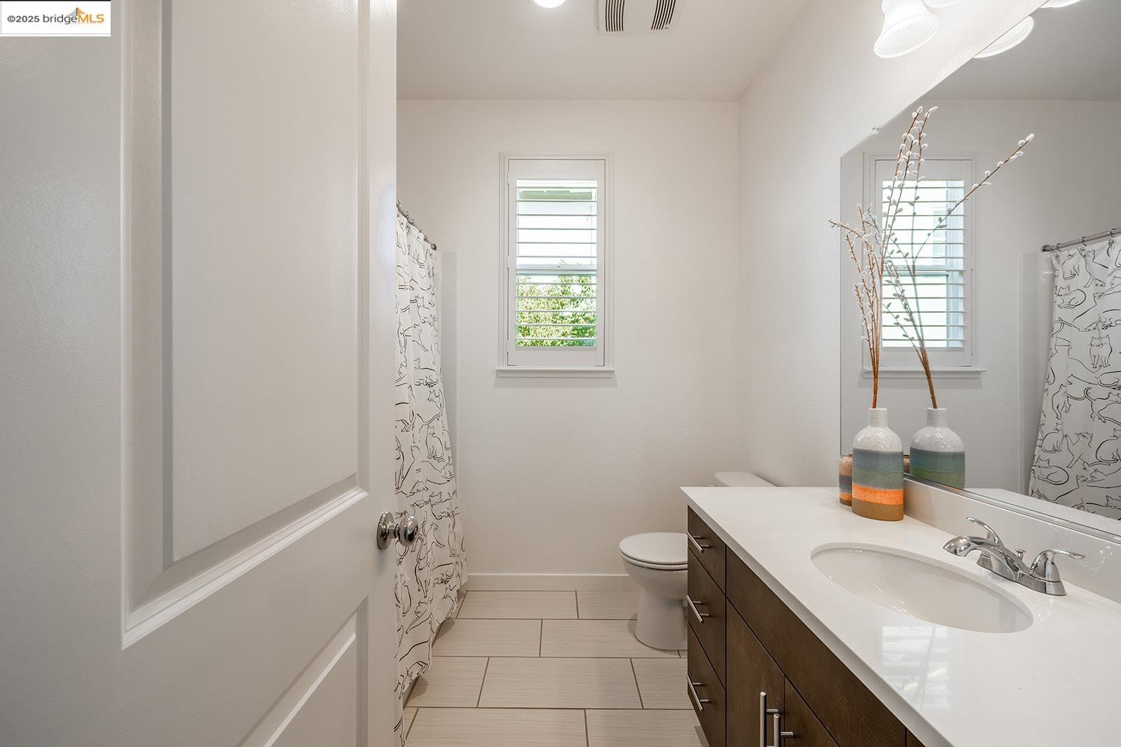 Detail Gallery Image 17 of 23 For 14 Prescott Circle, Oakley,  CA 94561-2096 - 3 Beds | 2 Baths