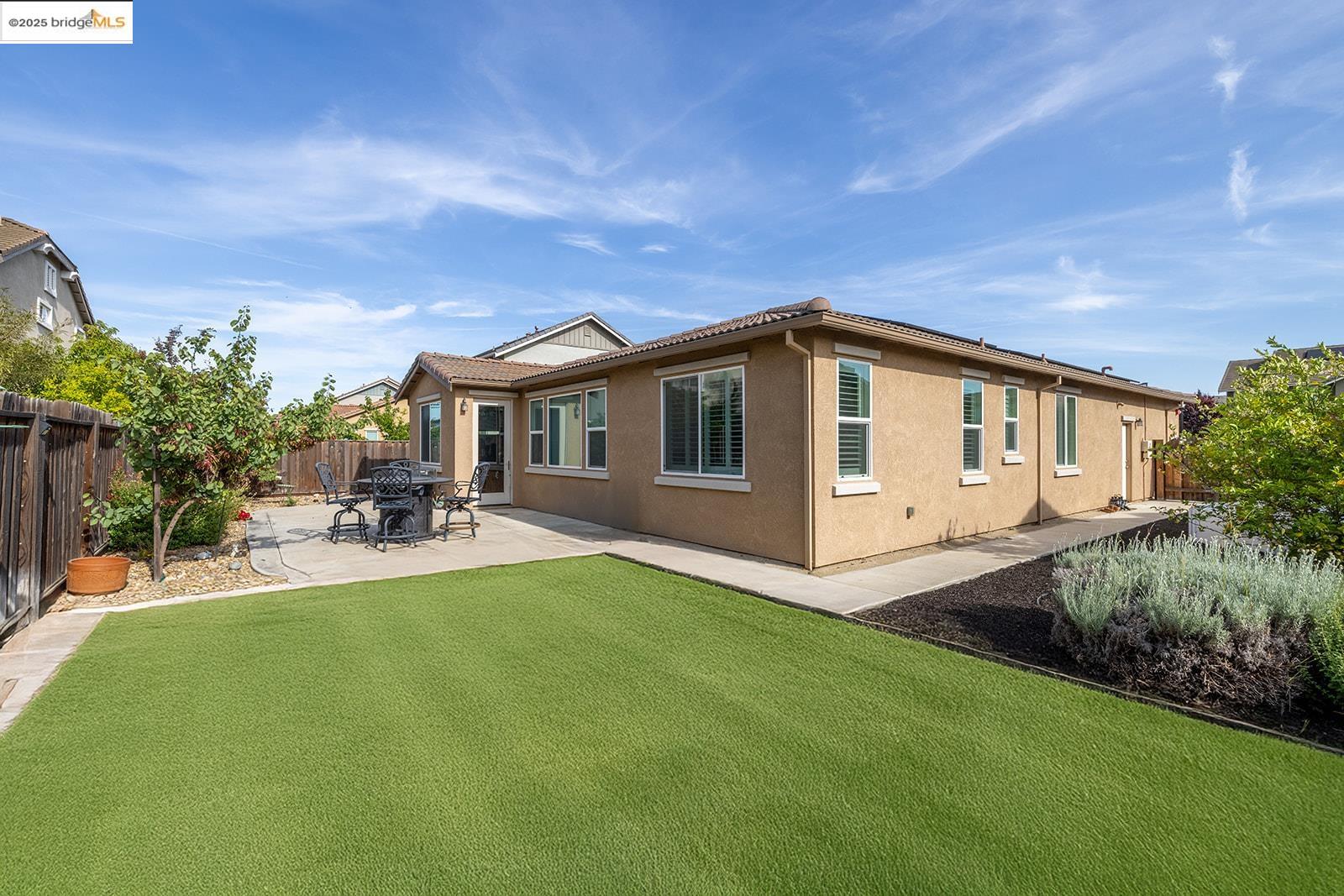 Detail Gallery Image 18 of 23 For 14 Prescott Circle, Oakley,  CA 94561-2096 - 3 Beds | 2 Baths