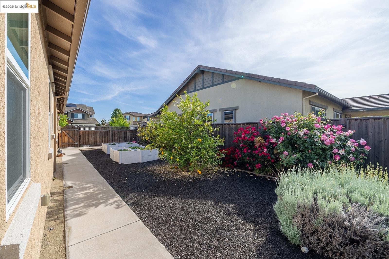 Detail Gallery Image 21 of 23 For 14 Prescott Circle, Oakley,  CA 94561-2096 - 3 Beds | 2 Baths