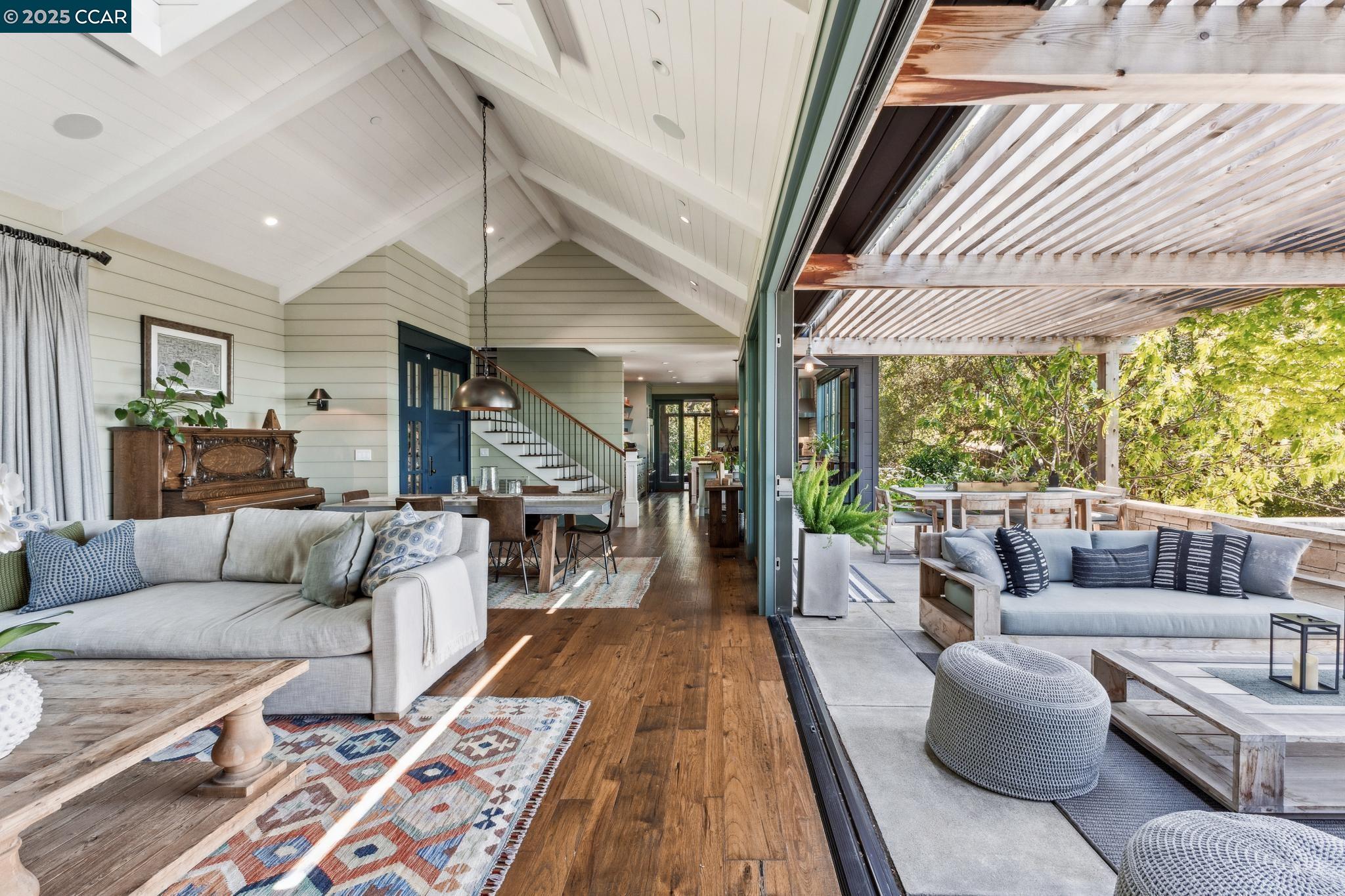 property-img