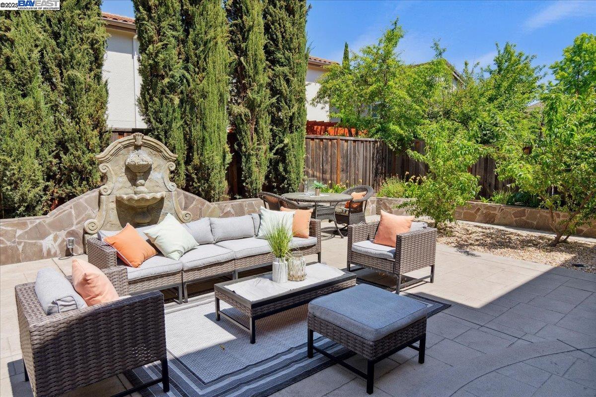 Detail Gallery Image 42 of 47 For 1139 Deer Creek Ct, Pleasanton,  CA 94566 - 5 Beds | 4 Baths