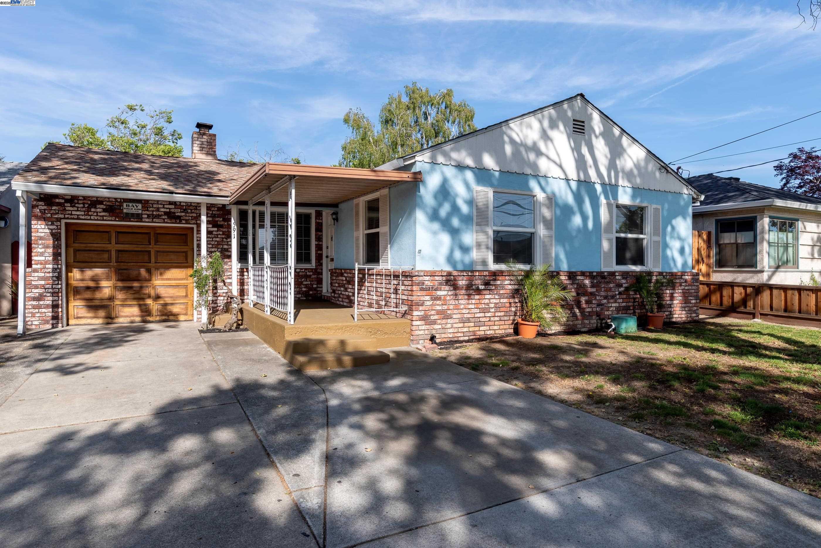 Detail Gallery Image 1 of 1 For 591 via Acalanes, San Lorenzo,  CA 94580 - 3 Beds | 1 Baths