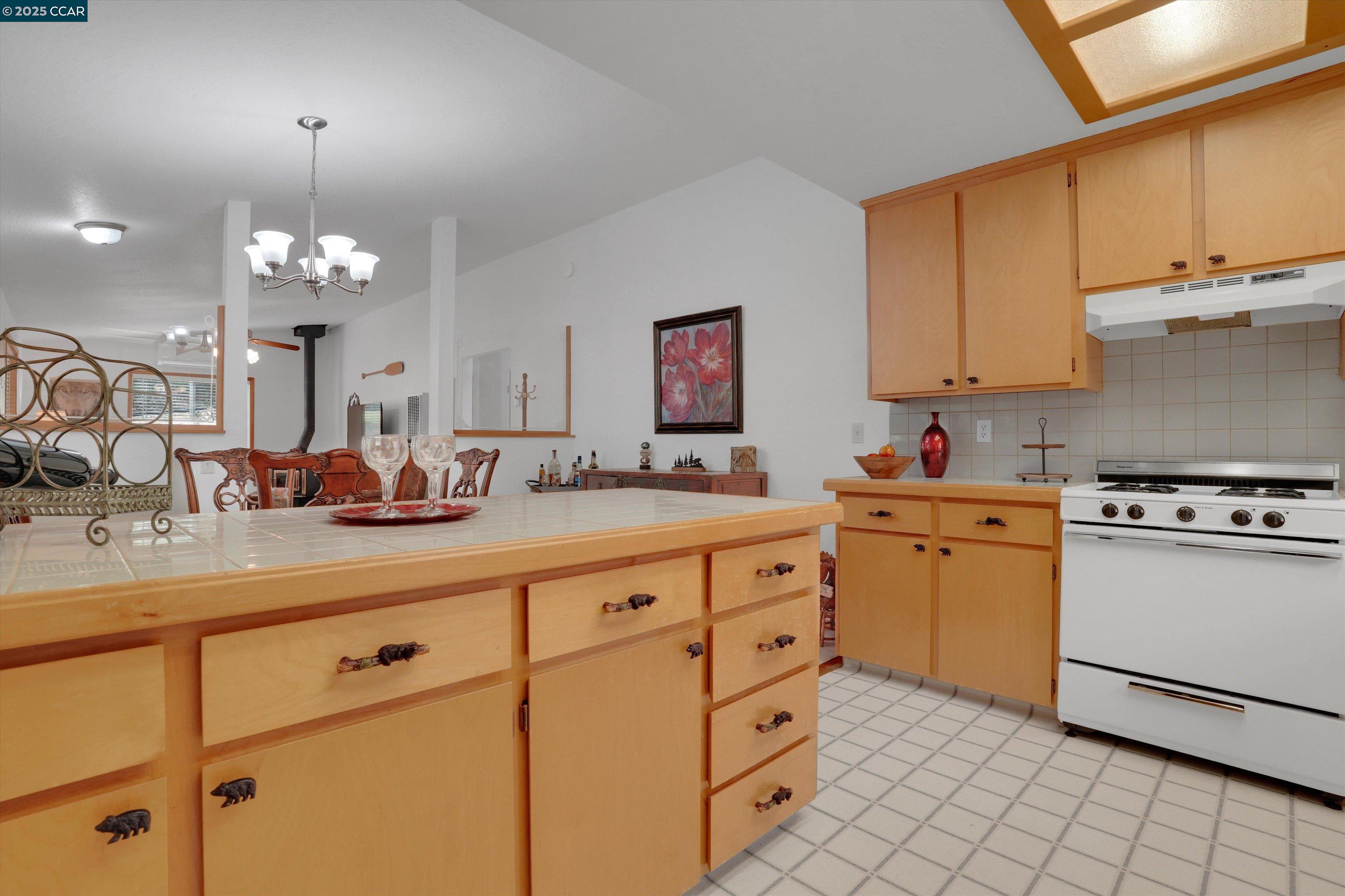 Detail Gallery Image 29 of 58 For 18996 Digger Pine St, Groveland,  CA 95321 - 2 Beds | 2 Baths