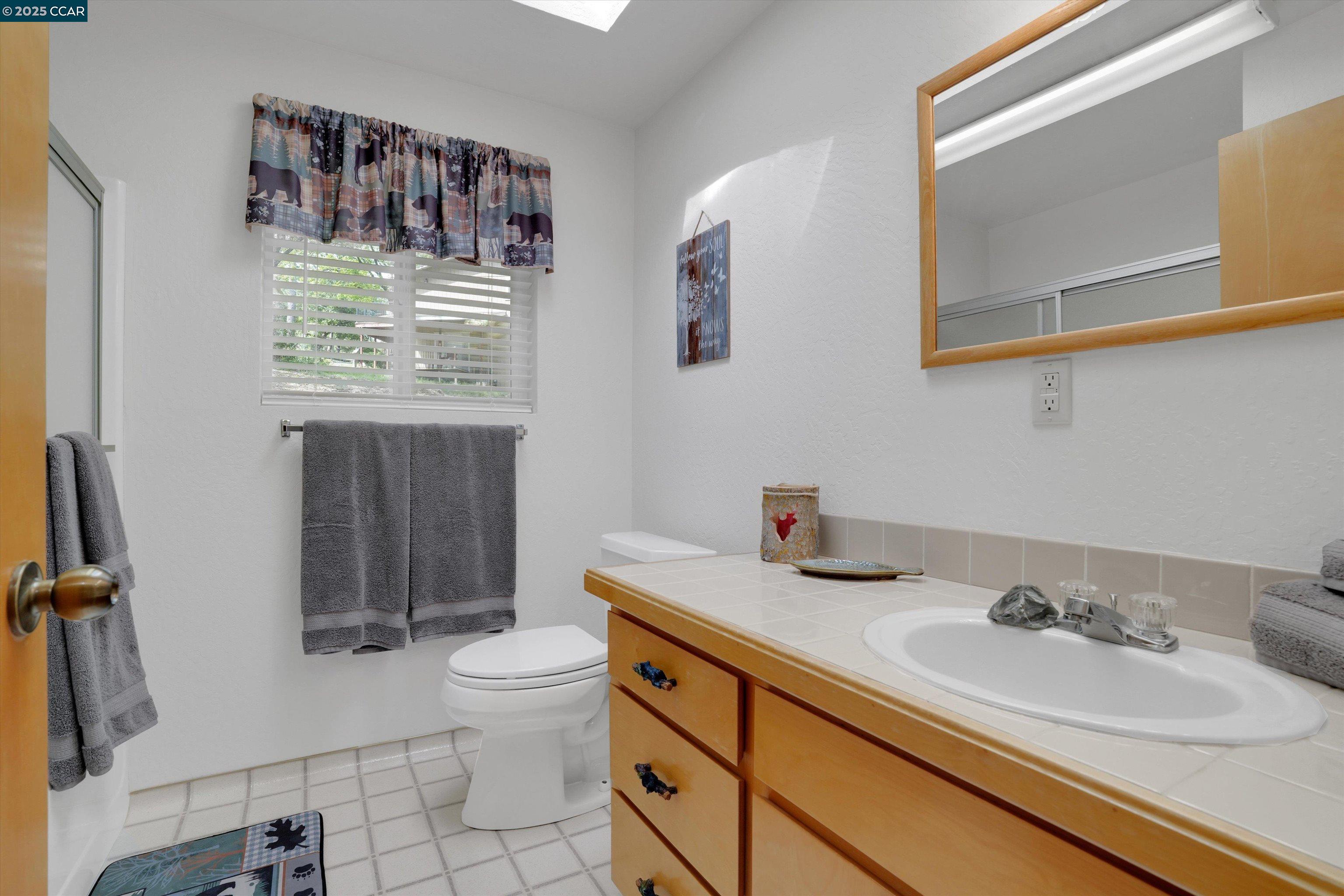 Detail Gallery Image 35 of 58 For 18996 Digger Pine St, Groveland,  CA 95321 - 2 Beds | 2 Baths
