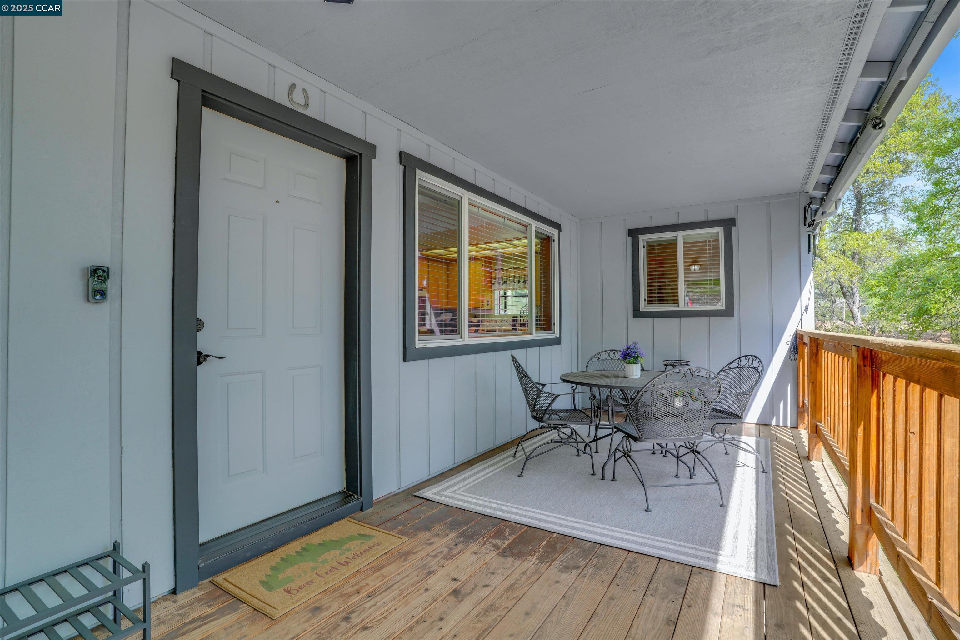 Detail Gallery Image 7 of 58 For 18996 Digger Pine St, Groveland,  CA 95321 - 2 Beds | 2 Baths
