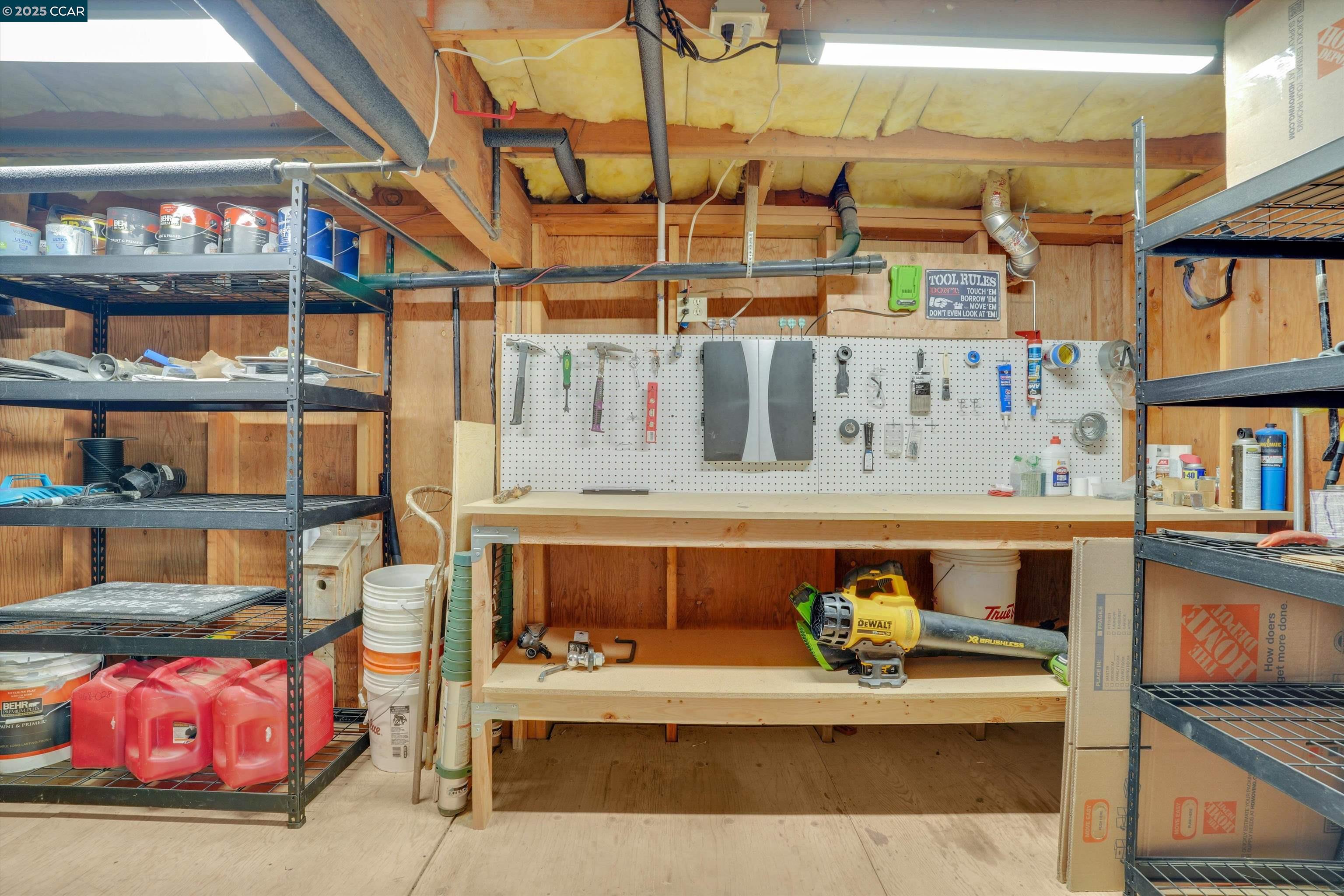 Detail Gallery Image 9 of 58 For 18996 Digger Pine St, Groveland,  CA 95321 - 2 Beds | 2 Baths