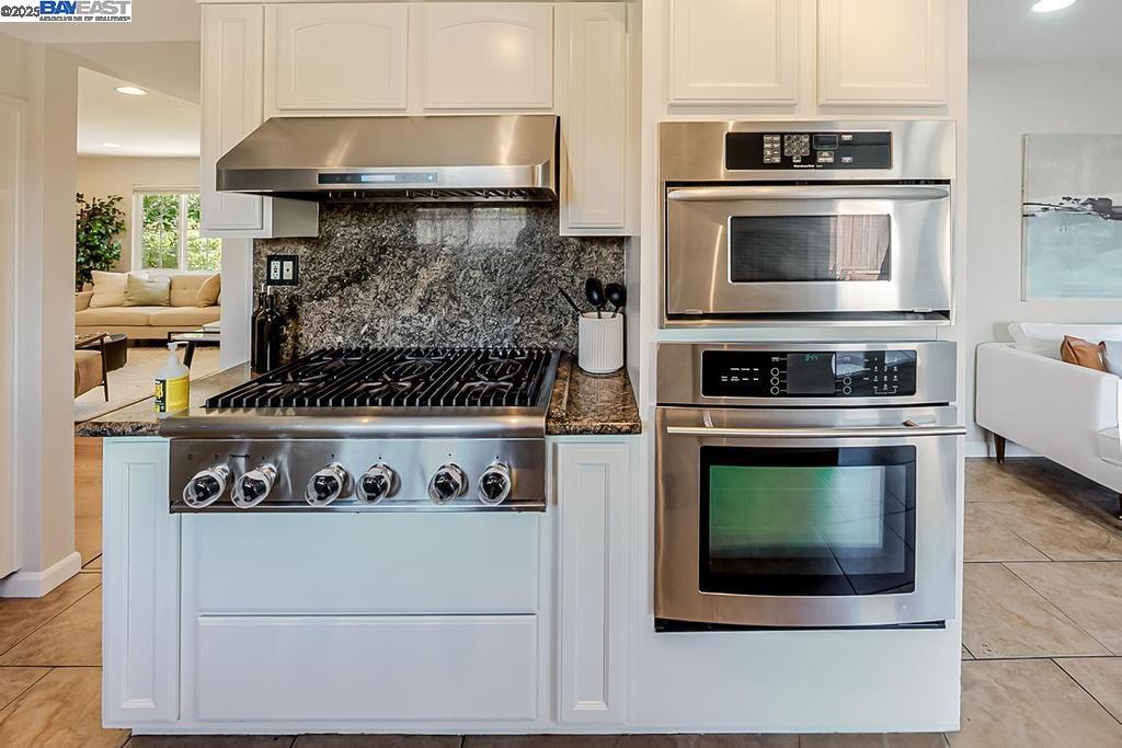 Detail Gallery Image 11 of 29 For 5921 Indian Ave, San Jose,  CA 95123 - 5 Beds | 3 Baths