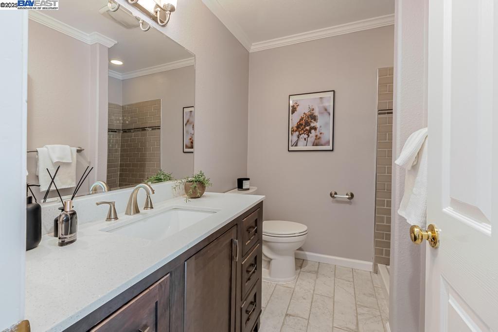 Detail Gallery Image 14 of 29 For 5921 Indian Ave, San Jose,  CA 95123 - 5 Beds | 3 Baths