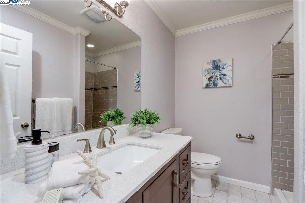 Detail Gallery Image 16 of 29 For 5921 Indian Ave, San Jose,  CA 95123 - 5 Beds | 3 Baths