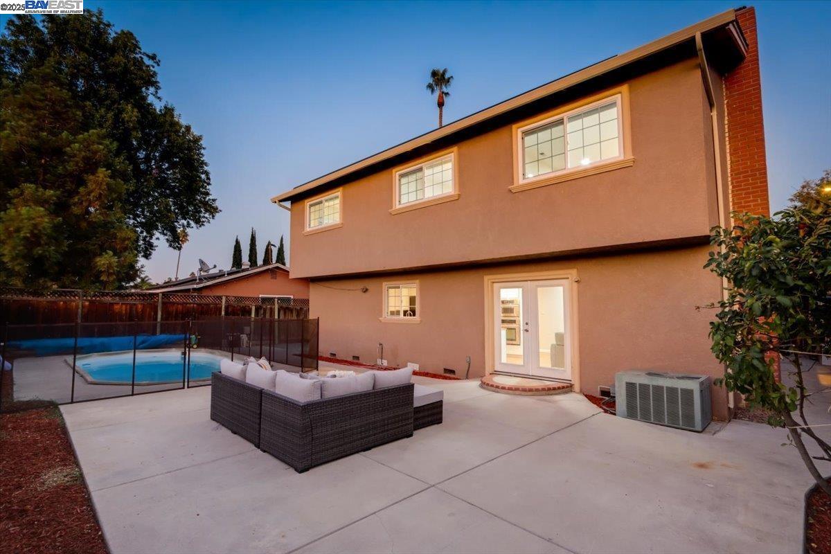 Detail Gallery Image 27 of 29 For 5921 Indian Ave, San Jose,  CA 95123 - 5 Beds | 3 Baths
