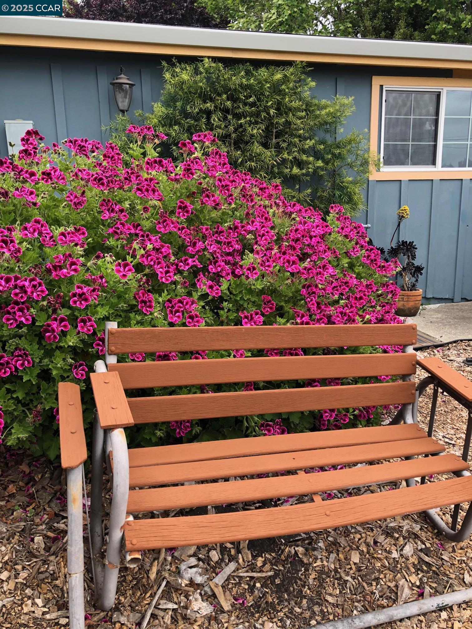 Detail Gallery Image 29 of 46 For 1502 Hillcrest Road, San Pablo,  CA 94806 - 2 Beds | 2/1 Baths