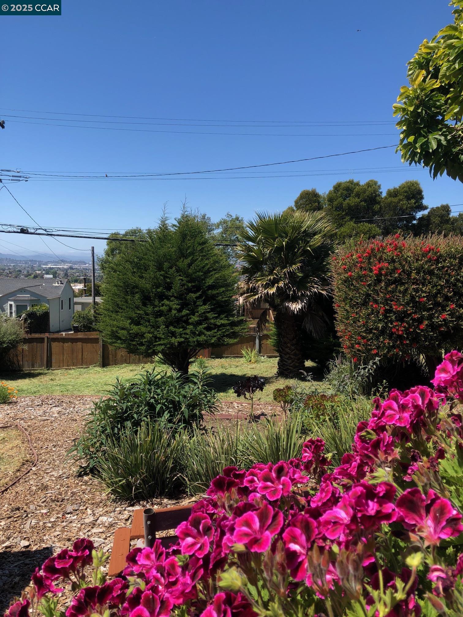 Detail Gallery Image 33 of 46 For 1502 Hillcrest Road, San Pablo,  CA 94806 - 2 Beds | 2/1 Baths