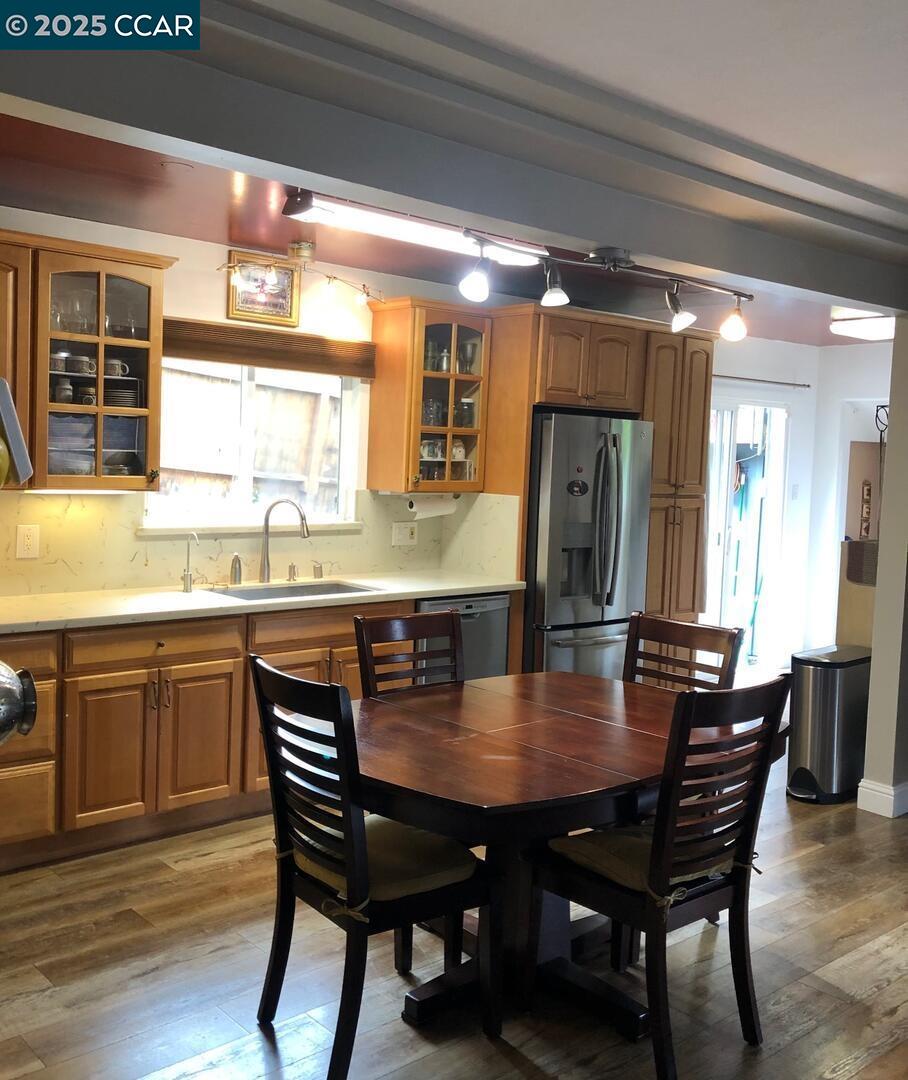 Detail Gallery Image 8 of 46 For 1502 Hillcrest Road, San Pablo,  CA 94806 - 2 Beds | 2/1 Baths