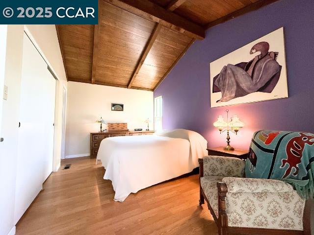 Detail Gallery Image 14 of 24 For 532 Ridgeview Ct, Pleasant Hill,  CA 94523-1024 - 3 Beds | 2/1 Baths