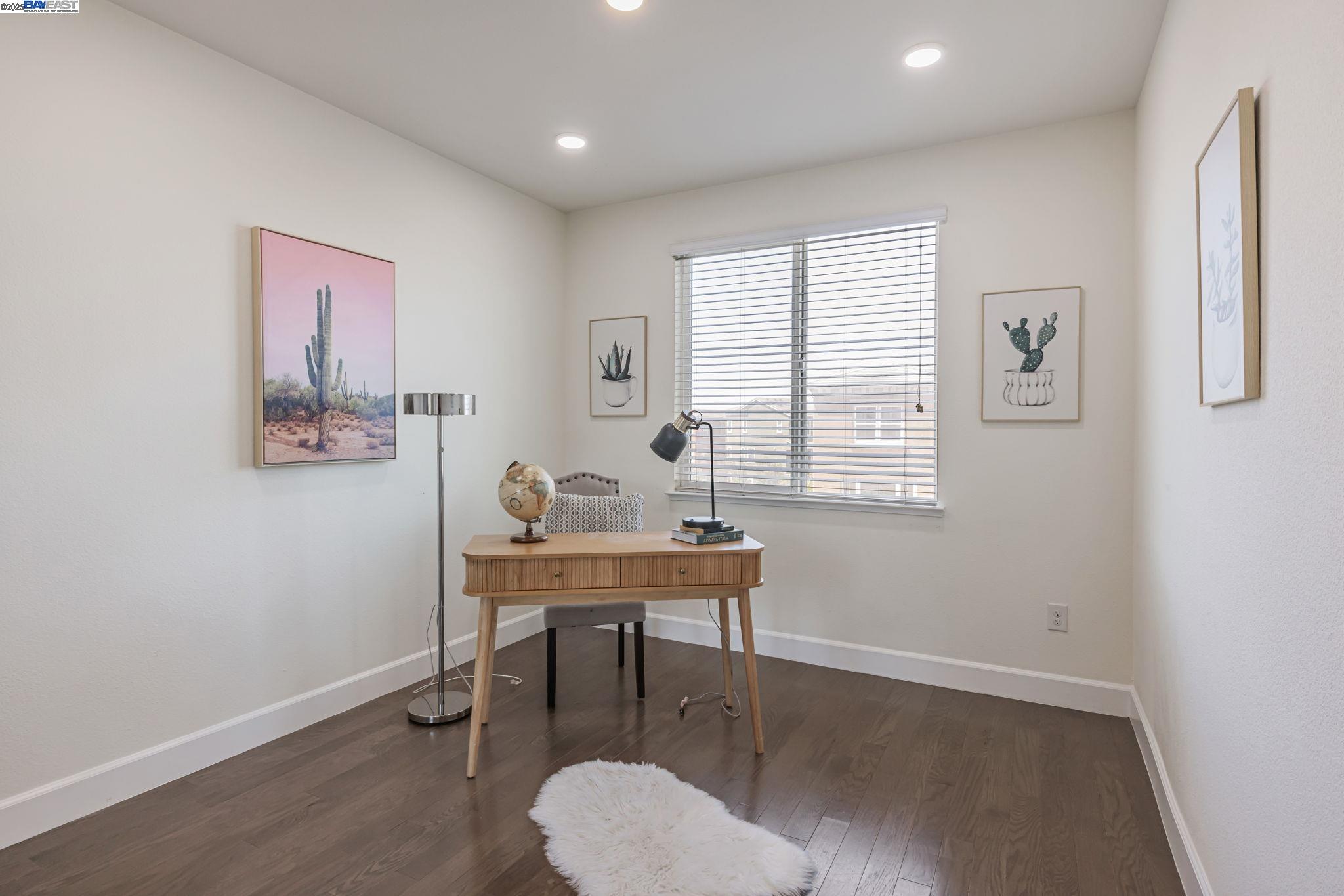 Detail Gallery Image 18 of 39 For 5681 Pandorea Terrace, Newark,  CA 94560 - 3 Beds | 3 Baths